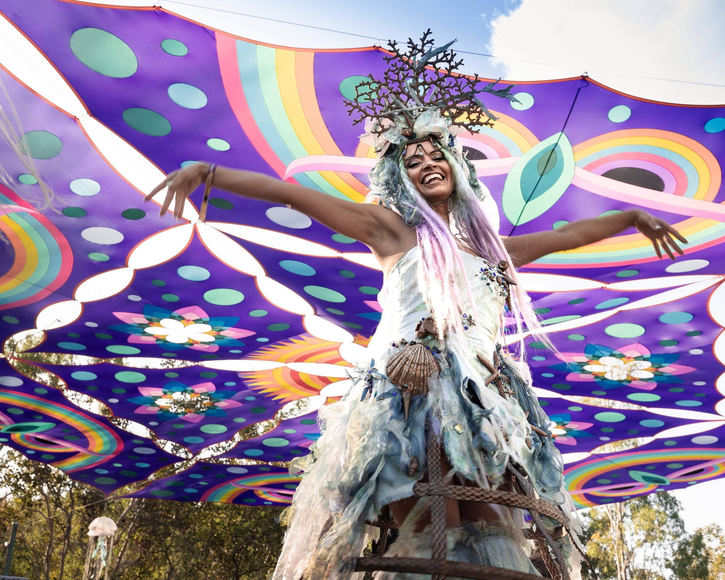 AMANDA FROM FIESTA CREATIONS AT MUSHROOM VALLEY 23. QUEENSLAND AUSTRALIAN MUSIC FESTIVAL. MEDIA COVERAGE: PHOTOGRAPHER