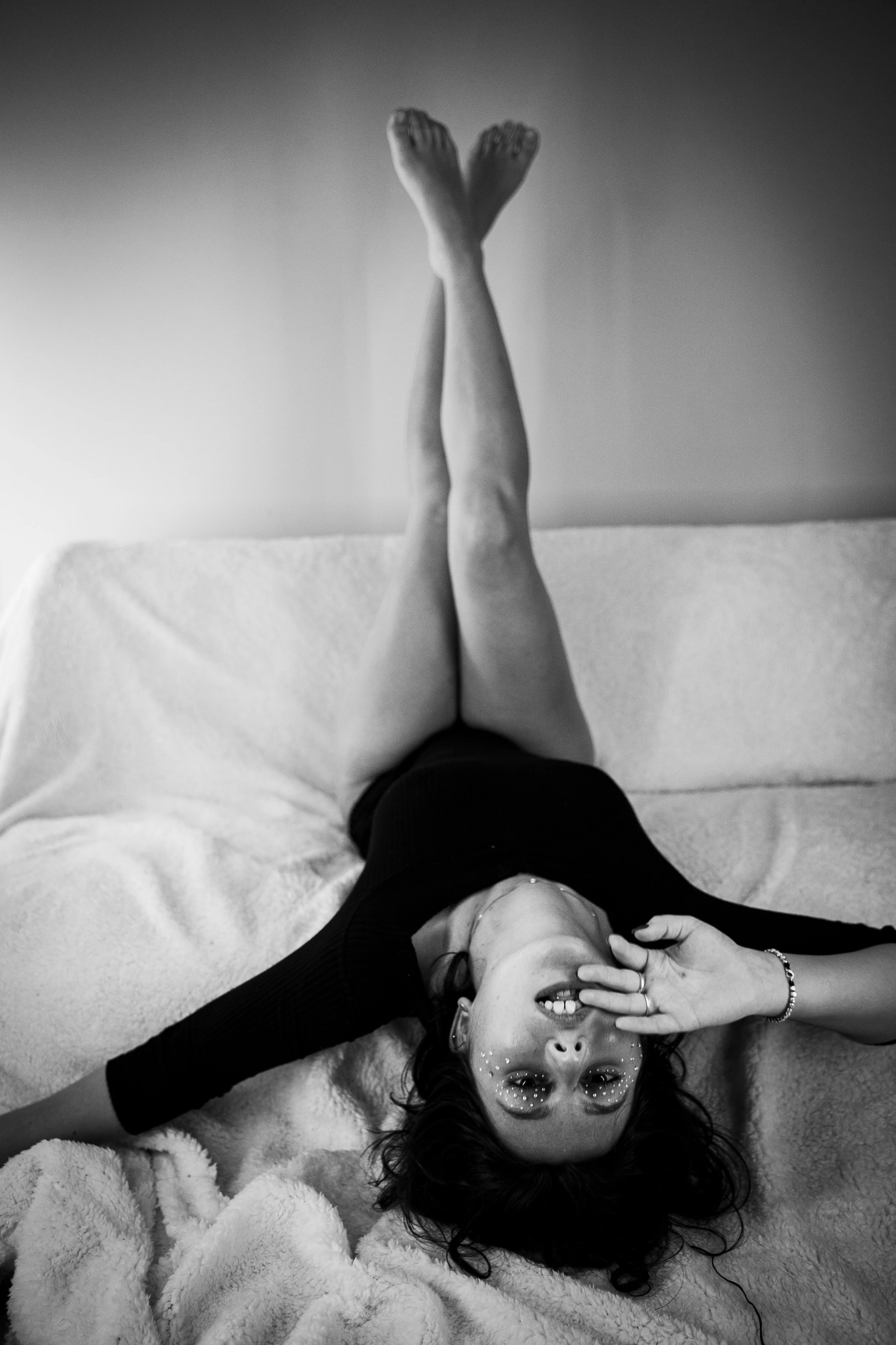 SENSUAL SHOOT MEDITERRANEAN LOOK, PORTRAIT PHOTOGRAPHY BLACK AND WHITE, PORTRAIT BY MYCOL CAVALIERI