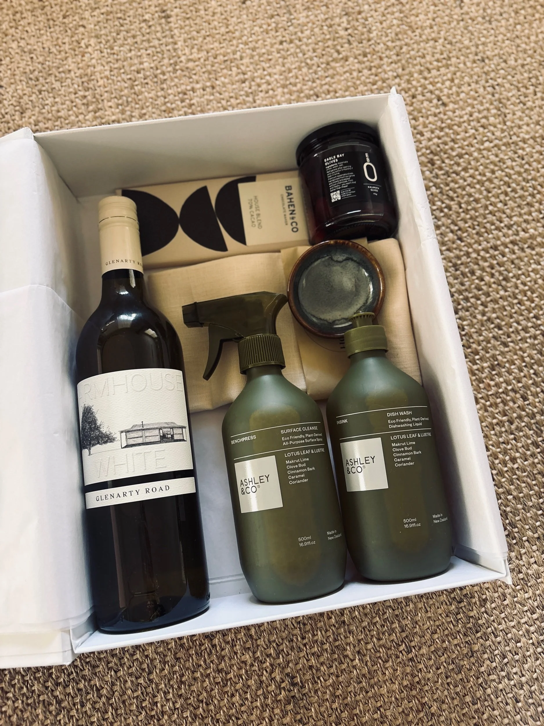 Lotus Hamper