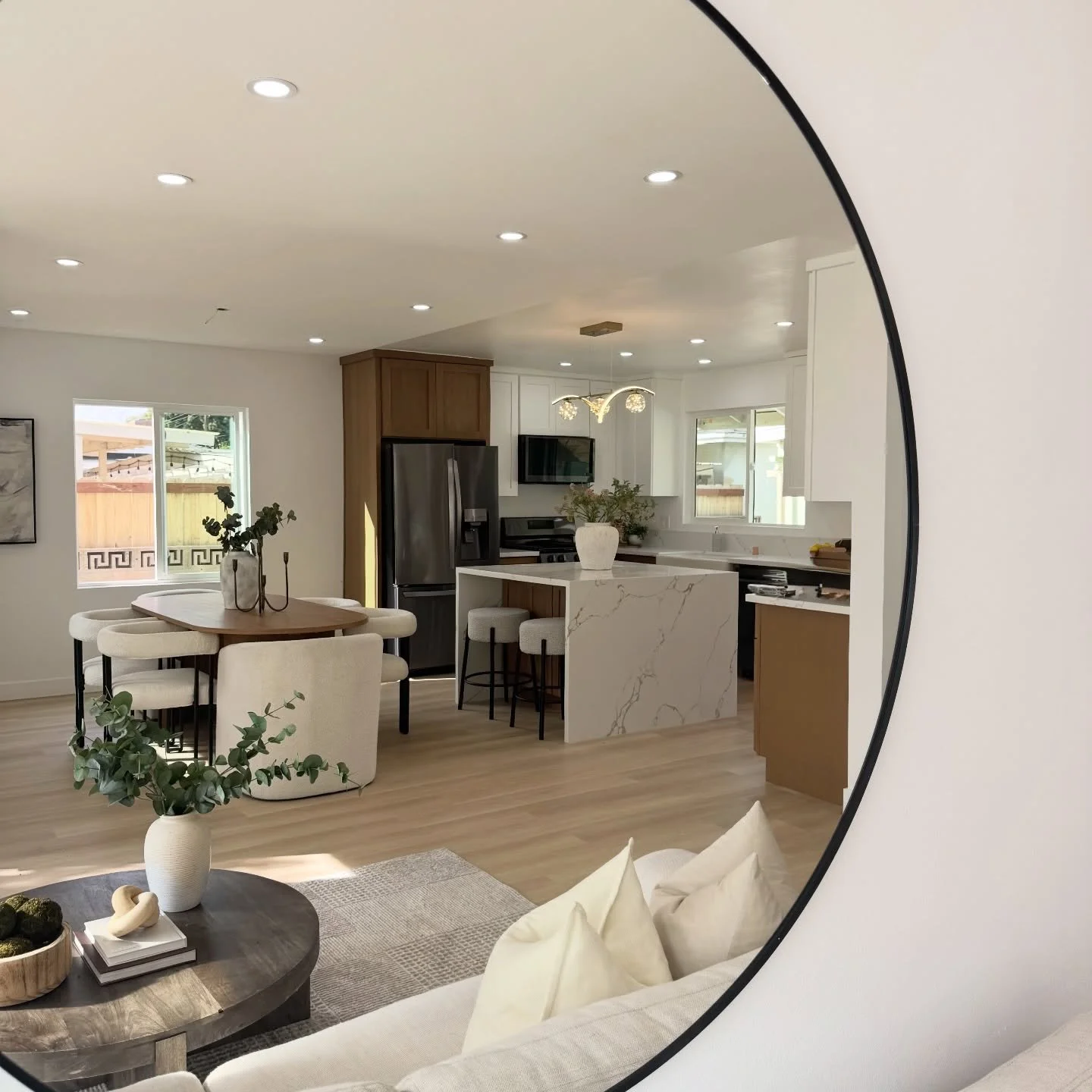 New week, new opportunities. Show up, stay focused, and trust that everything you&rsquo;re building will be worth it. ✨