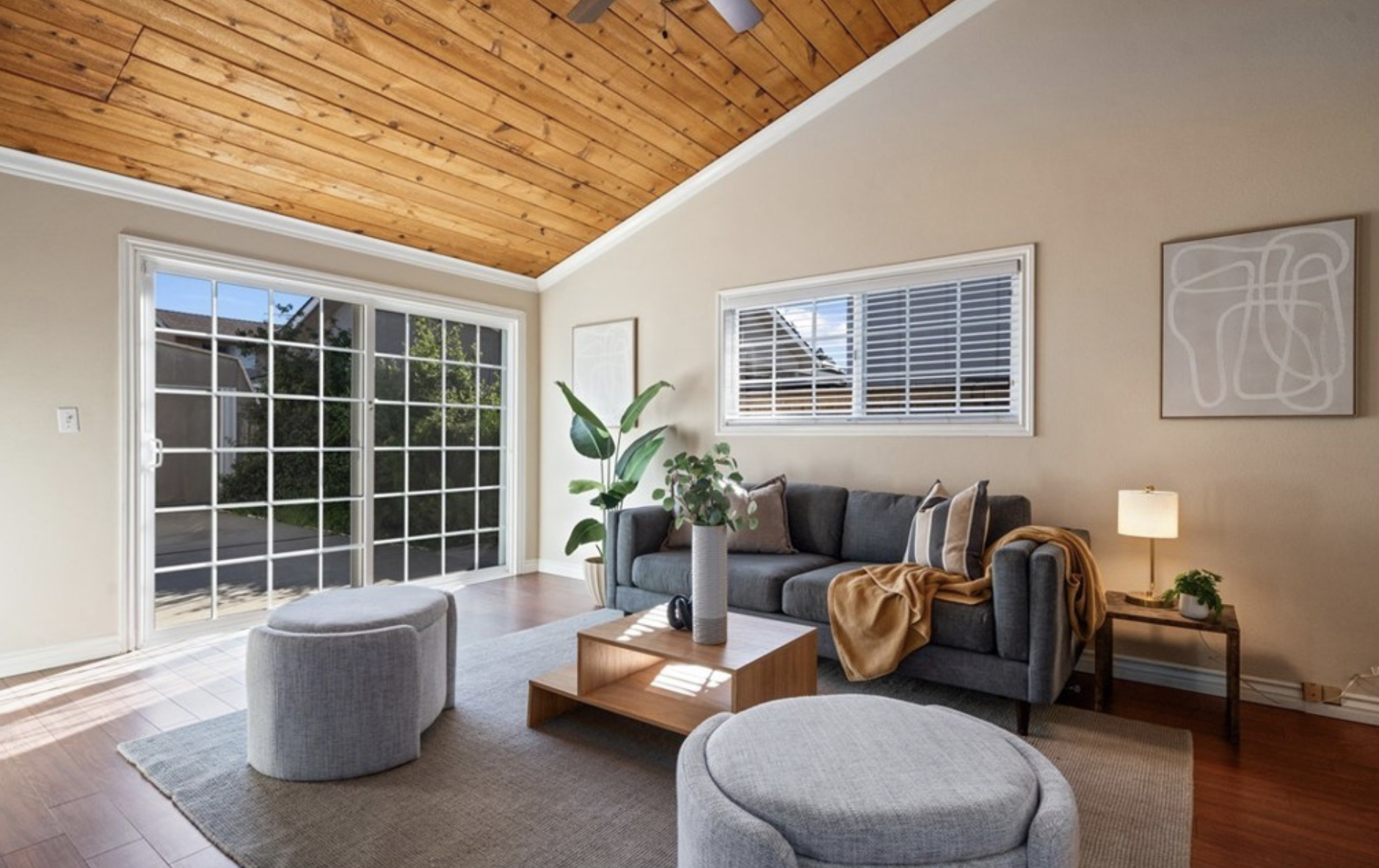 3105 S Artesia St, Santa Ana