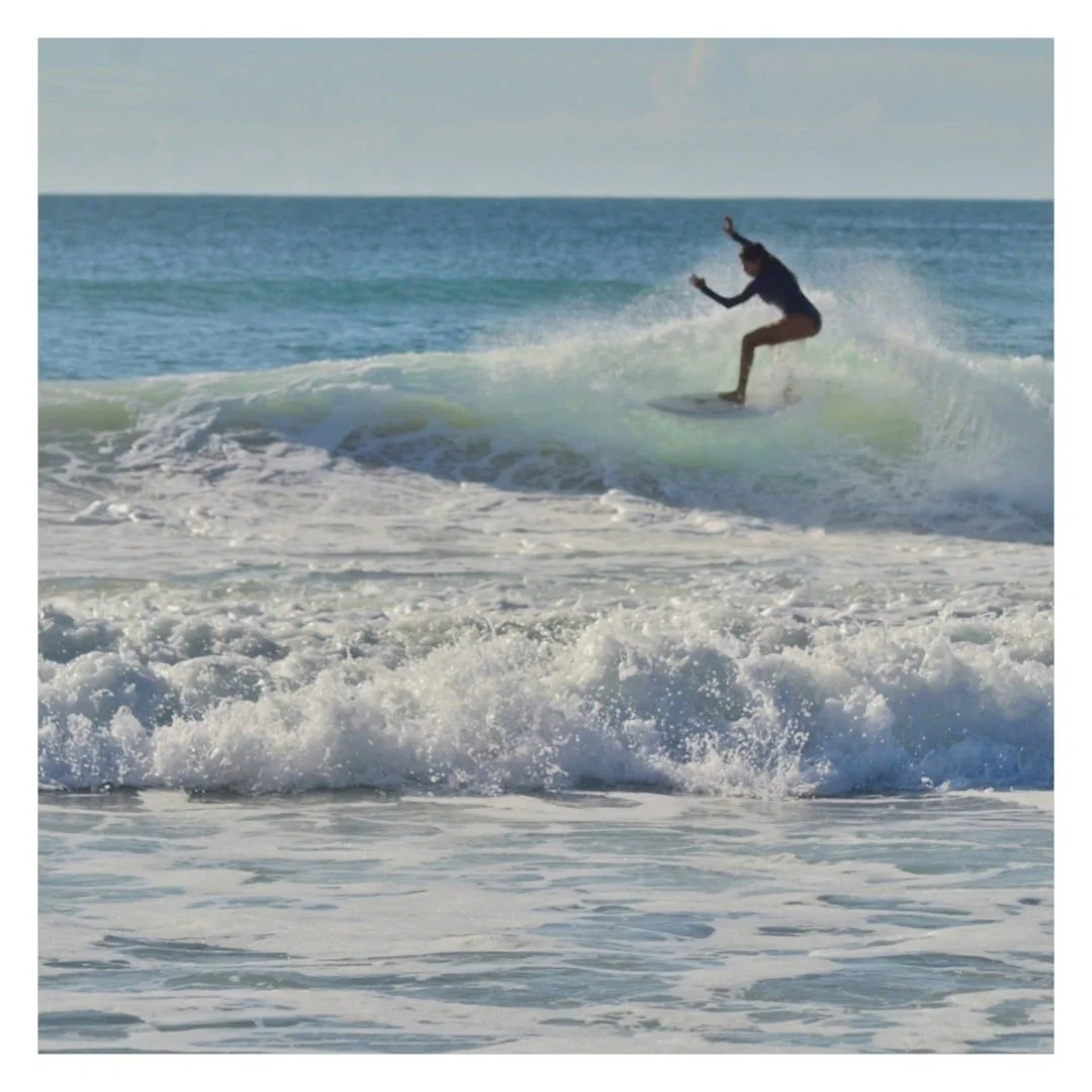 One of Nat's favourite things to do before going to work... what keeps her sane haha 😂
#joy #surf #surfing #noosa #work #lifestyle #living #building #carpentry #girlsontools #smallbusiness