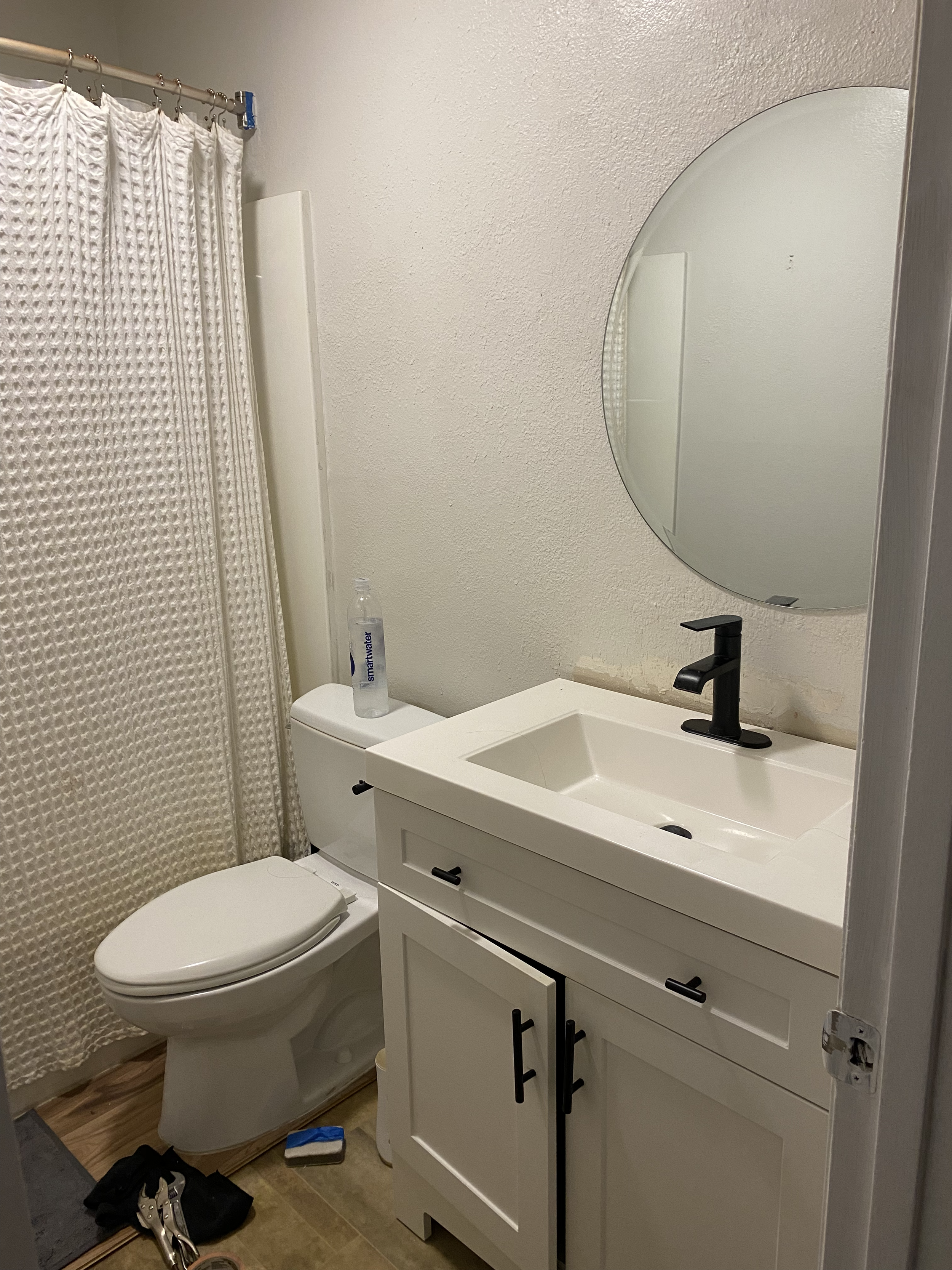 Bathroom Remodel (Before