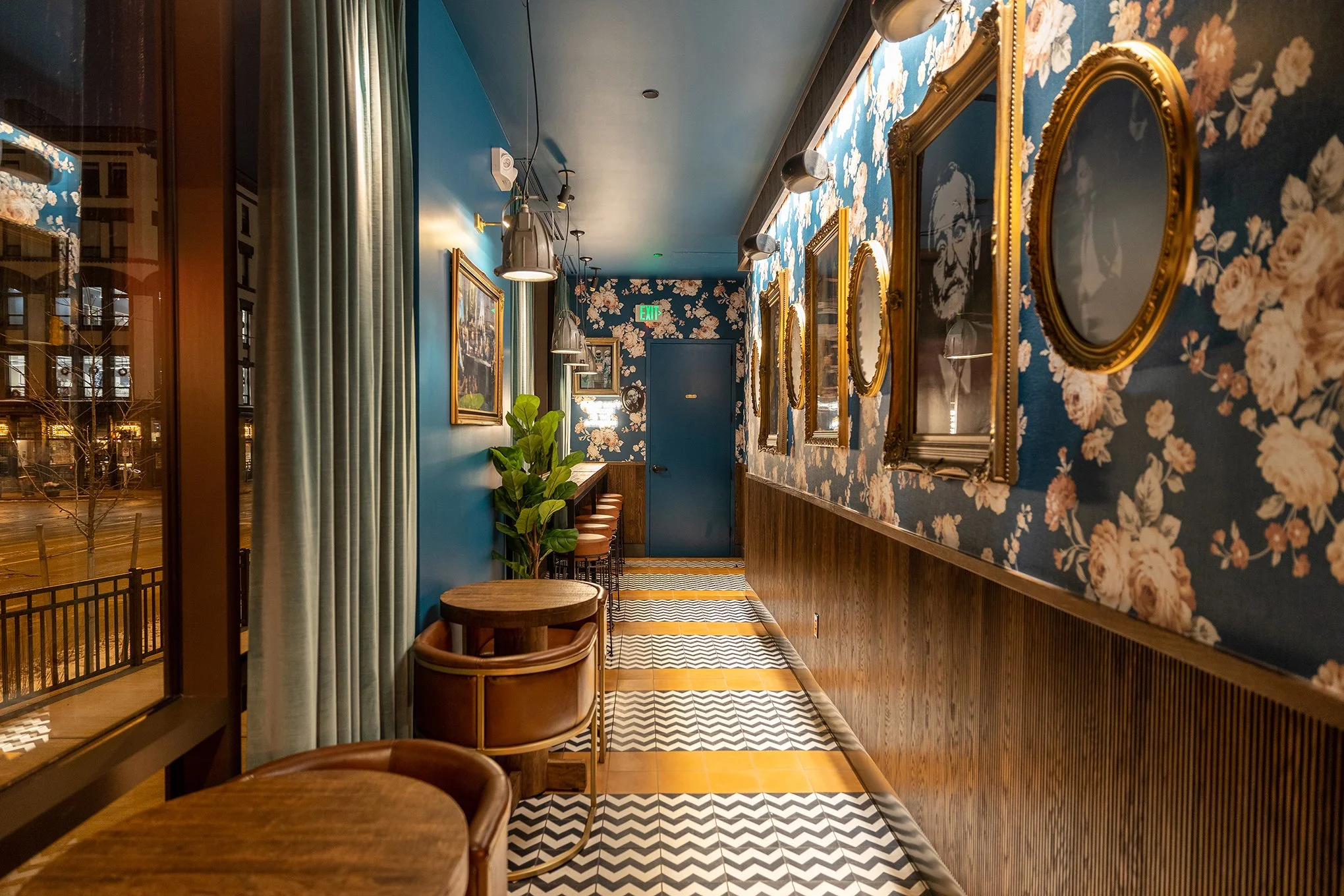 SOCIAL MISFITS GRAND RAPIDS, MICHIGAN — Casa Conde & A