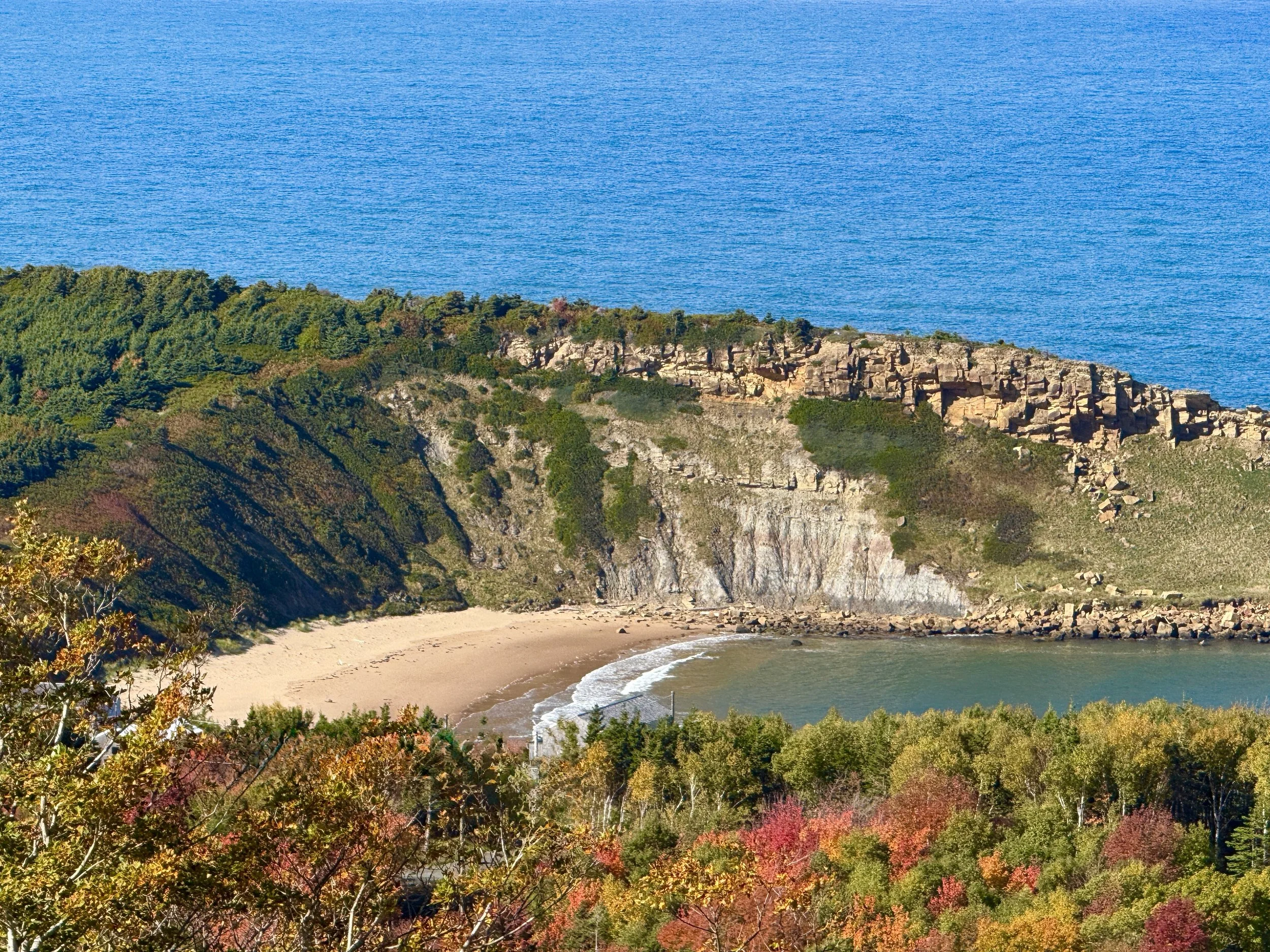 *** NEW LISTING *** Chimney Corner, 83 acres  ......  $420,000