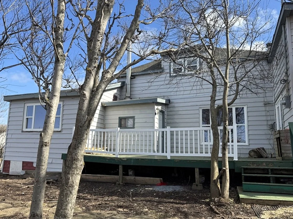 *** NEW LISTING *** Large Semi-Detached, Inverness ....... $260,000