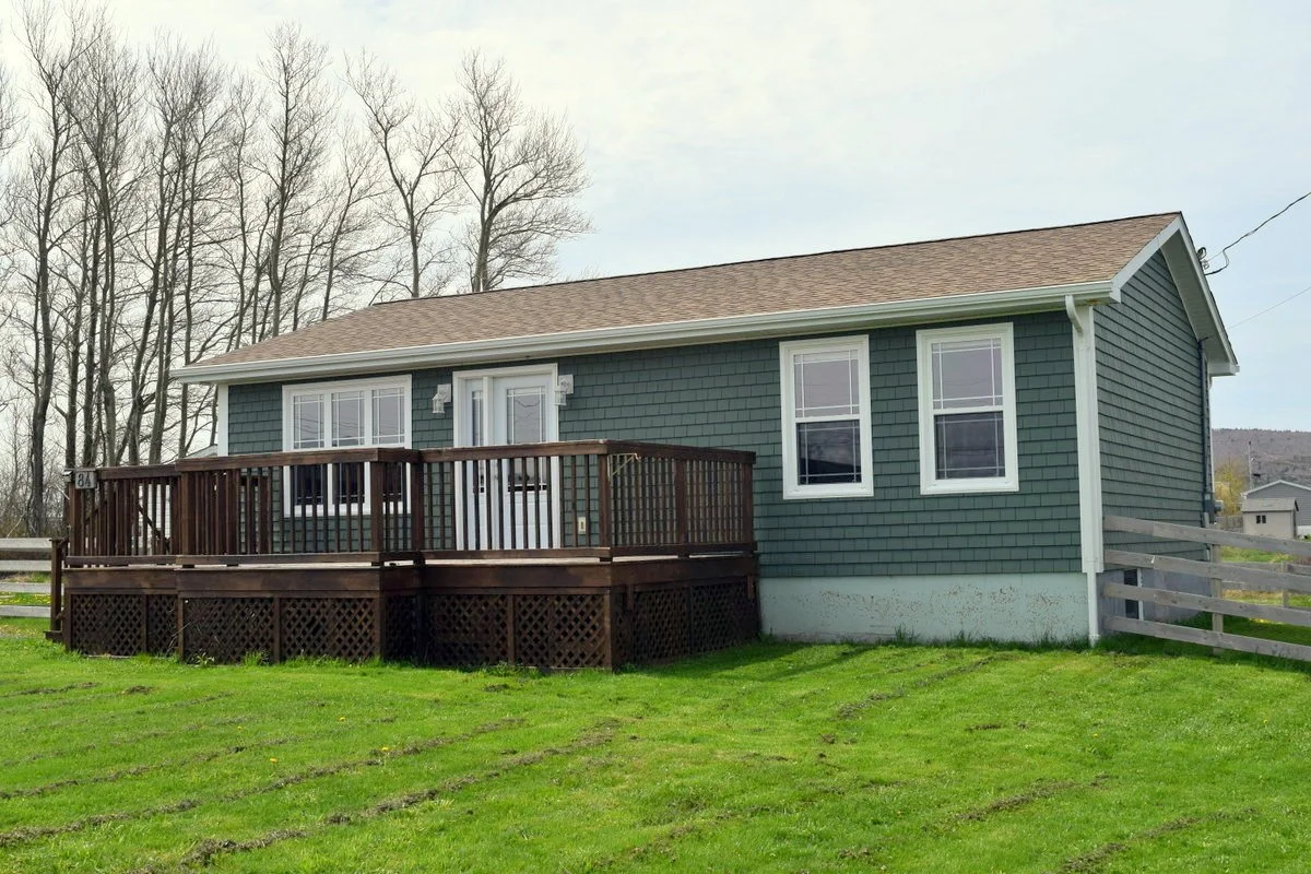 *** NEW LISTING *** Like-new Inverness home ......  $415,000