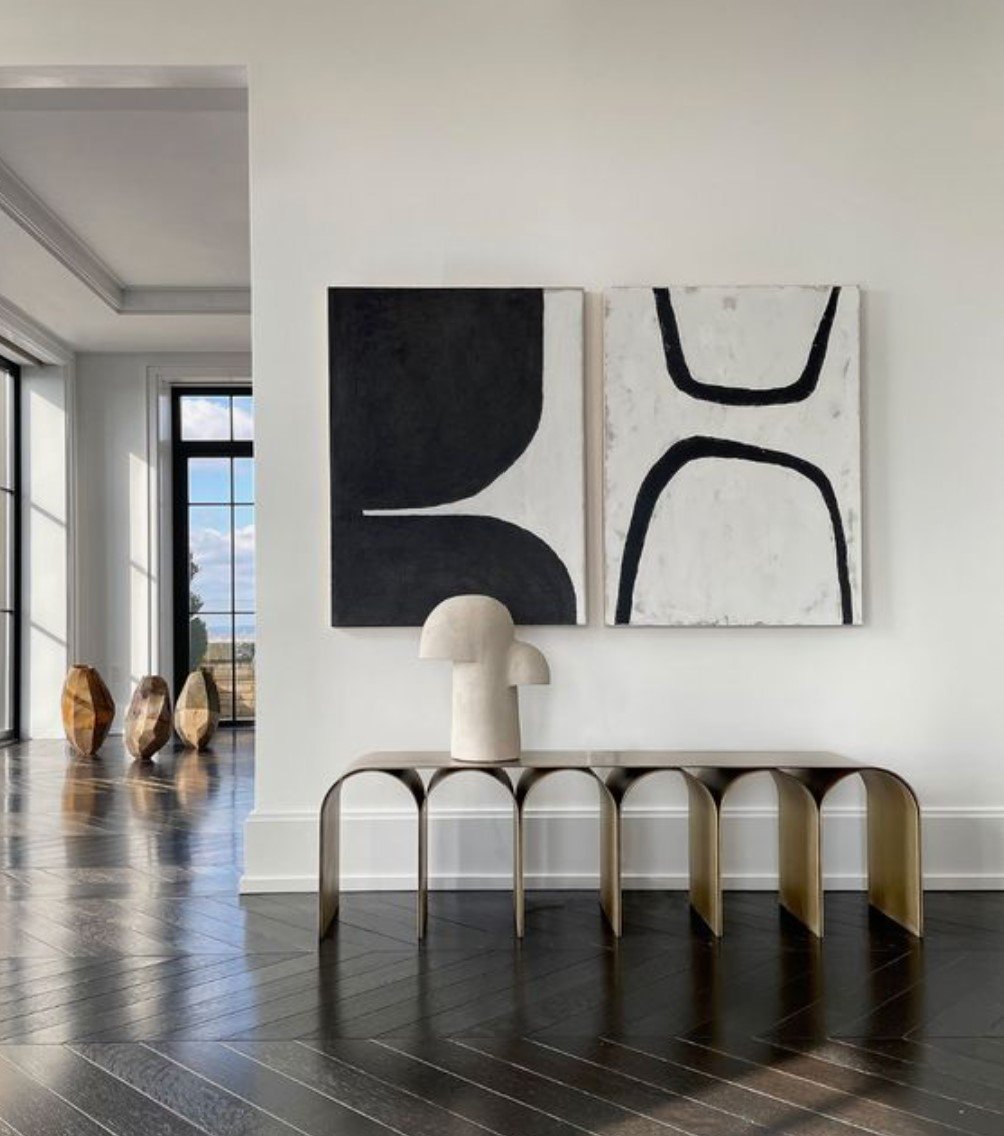 7 ways to use Minimalist Art to Enhance Your Space.