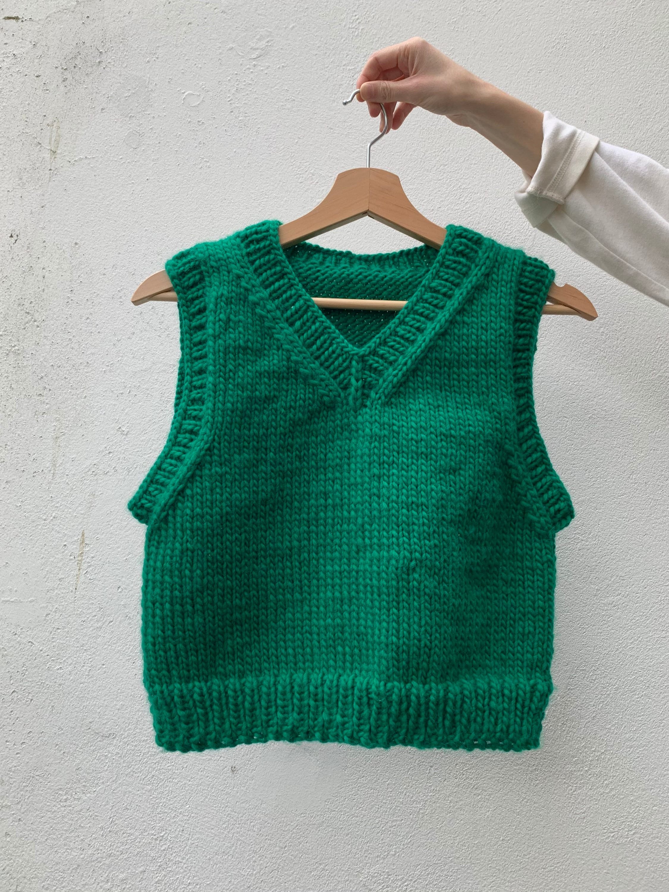 mfmsweatervest, meganfaithmakes, sweater-vest, sweater-vest-knitting-pattern