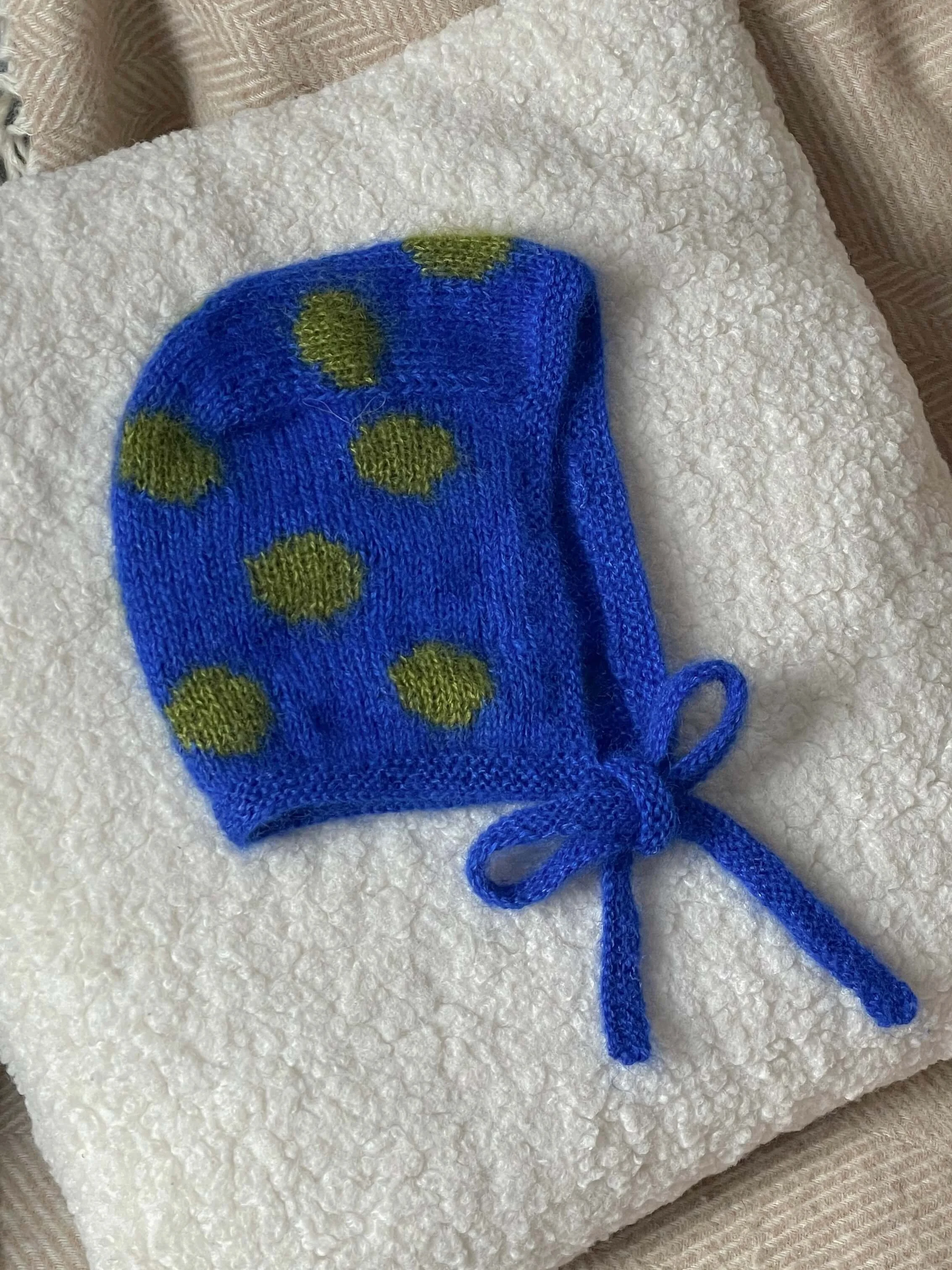 MeganFaithMakes' Polka Dot Bonnet (Baby) Knitting Pattern PDF (English)