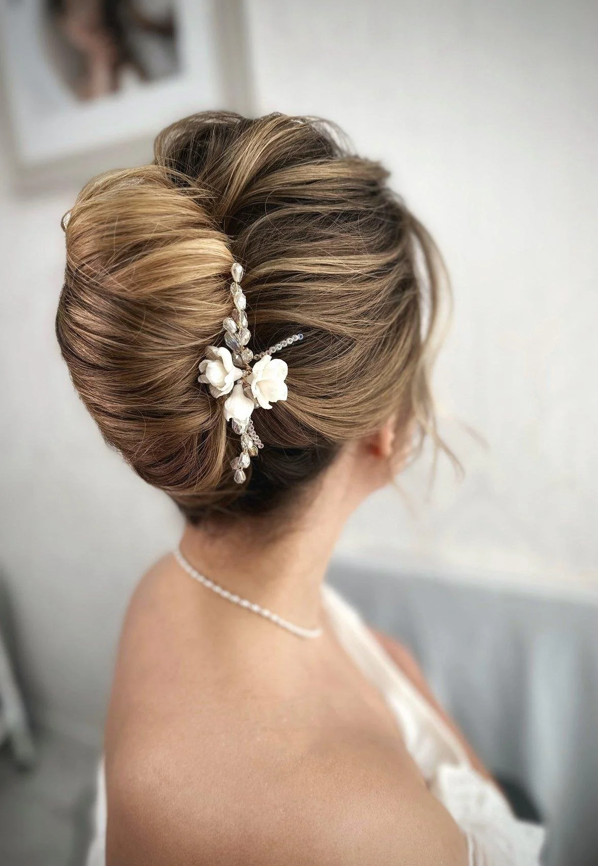 158065-ieva-genovesi-wedding-chignon.jpeg