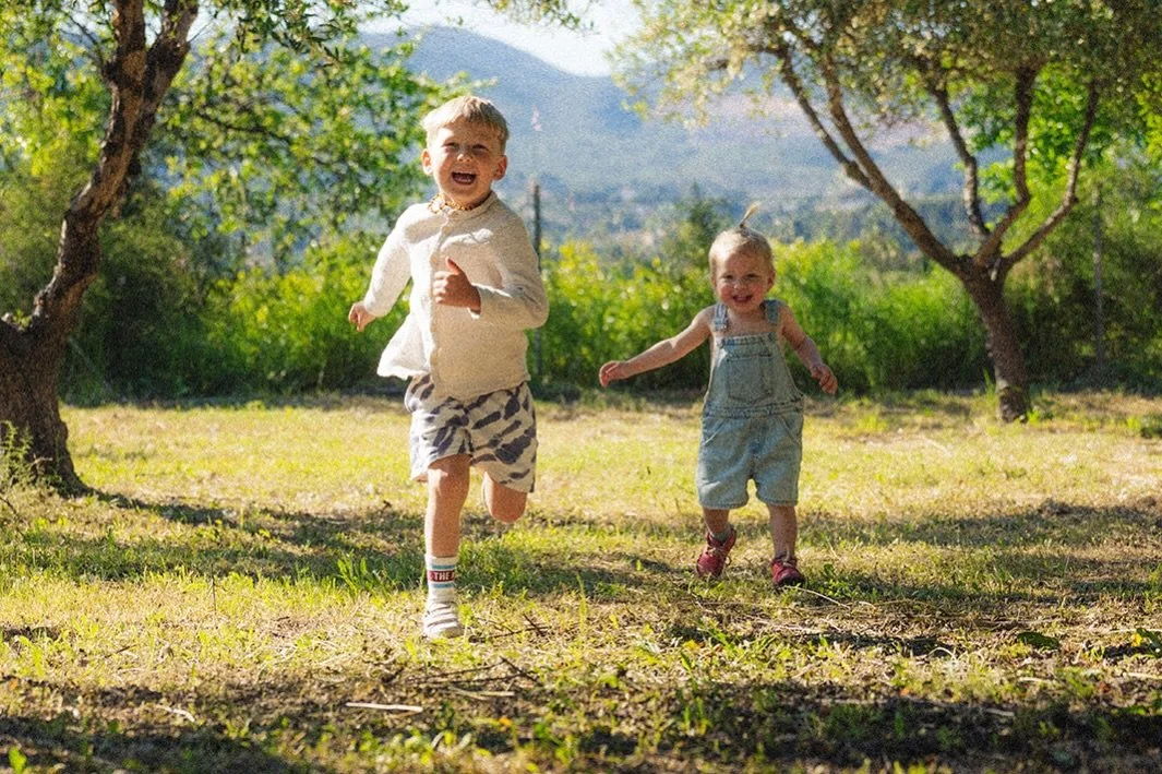 WINACTIE 😍😍😍😍😍!! Familie fotoshoot bij ons in de tuin

Wij wonen in een prachtige groene omgeving, op een uurtje van Valencia en Alicante, met een natuurgebied op loopafstand. En hier, op deze mooie locatie, kan jij samen met je gezin op de foto