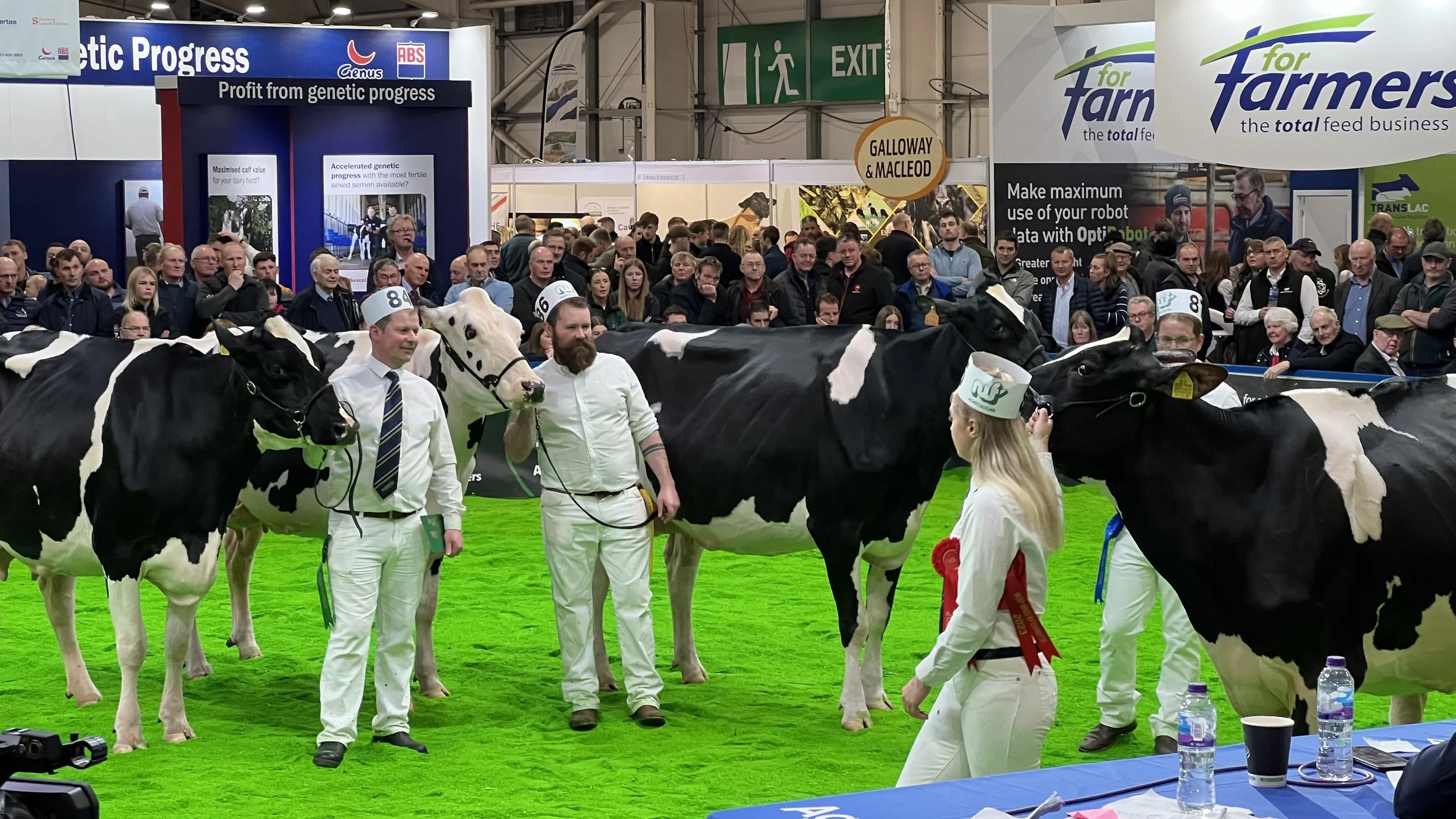 Leading UK Dairy Competition opens for entries and 2024 judge announced