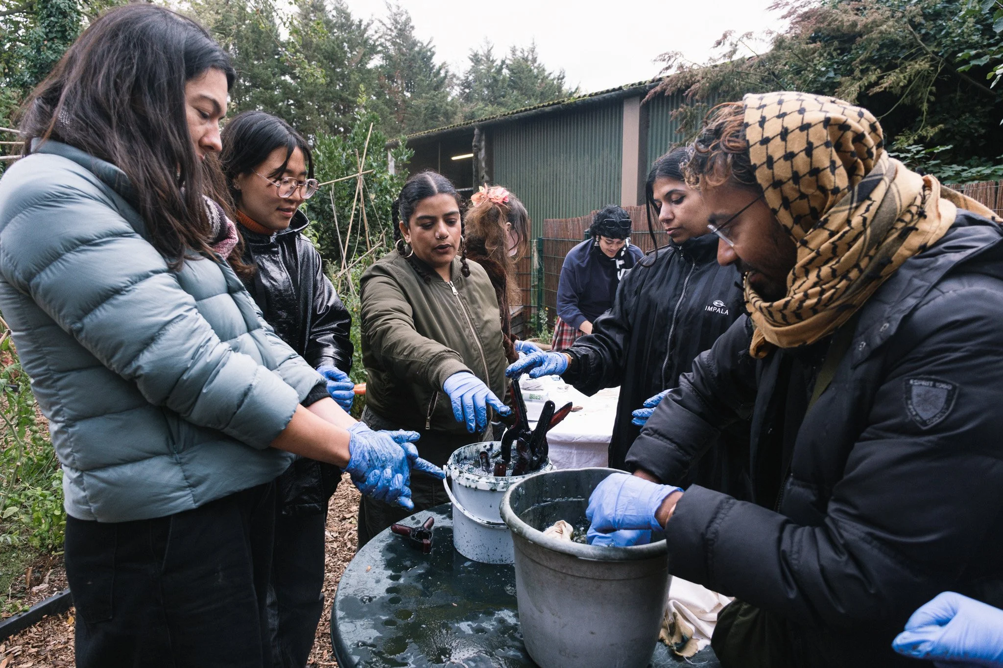 indigo-dyeing session with samantha russel of fibre legacy.
photo by randa toko