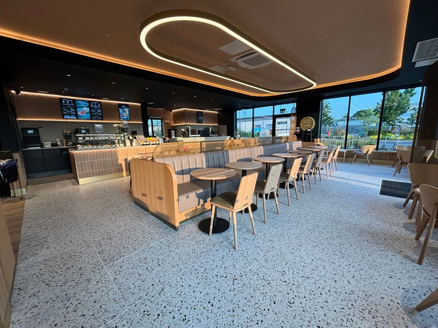 Fourth opening for Starbucks in the last 8 days! Conversion from a Taco Bell, completely reimagined and transformed into this drive-thru at Thorne Retail Park