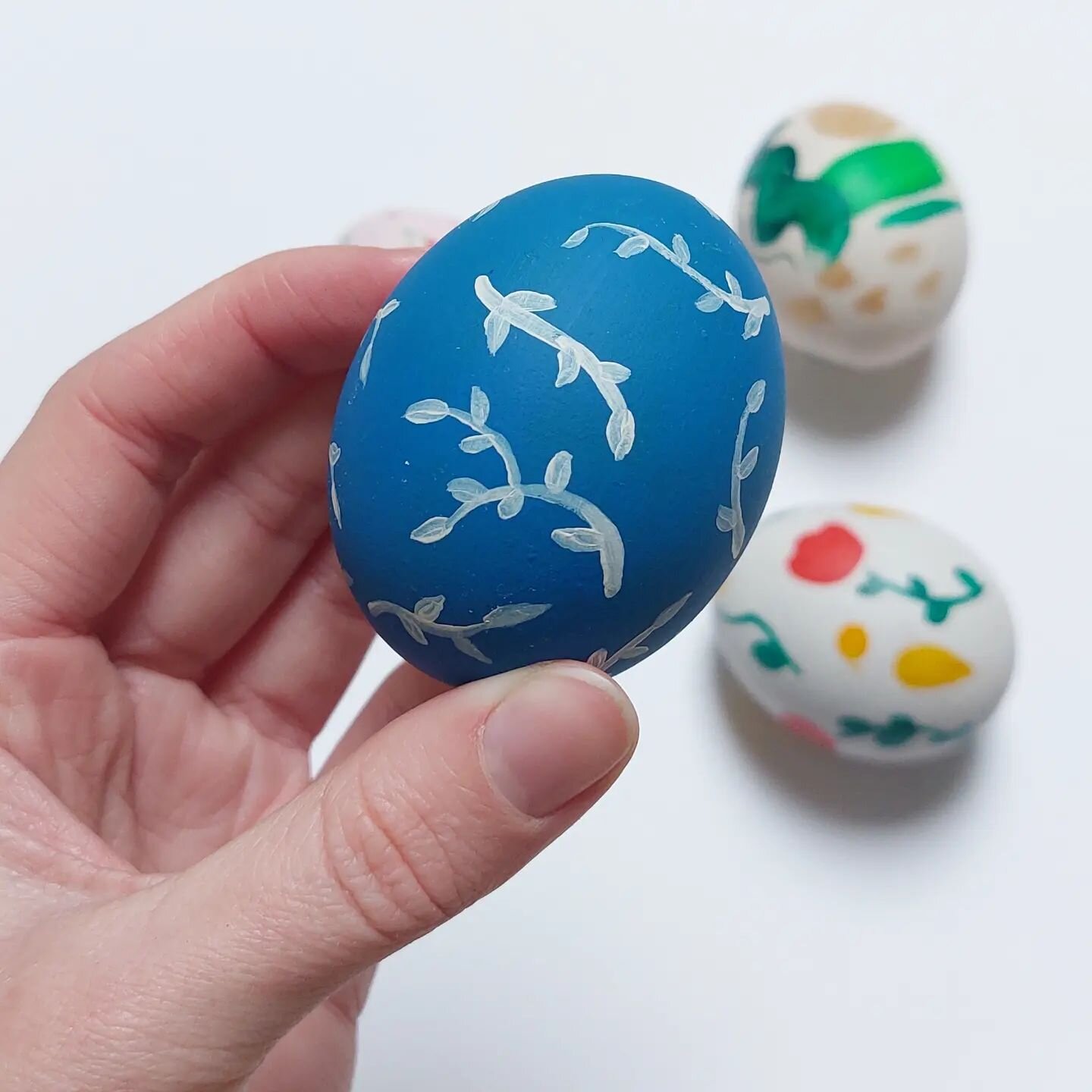Fijne Pasen⚘️🪺
Hoop dat iedereen kan genieten van lekkere paaseitjes en paasactiviteiten. Mijn paas traditie is om eitjes te schilderen. Wat doe jij tijdens de paasdagen? 🪺

#paasdecoratie #pasen #pasen2023 #easter #eastereggs #egg #eggpainting #eg