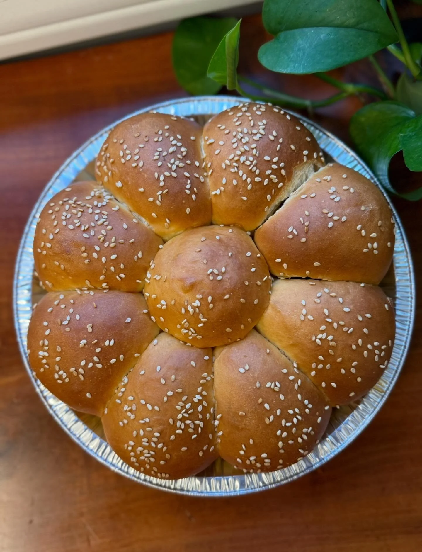 Last call for preorders! No holiday dinner is complete without some of these fluffy buttermilk brioche rolls! Make sure you have some on your table by preordering now! You have until the clock strikes 5:00pm.
