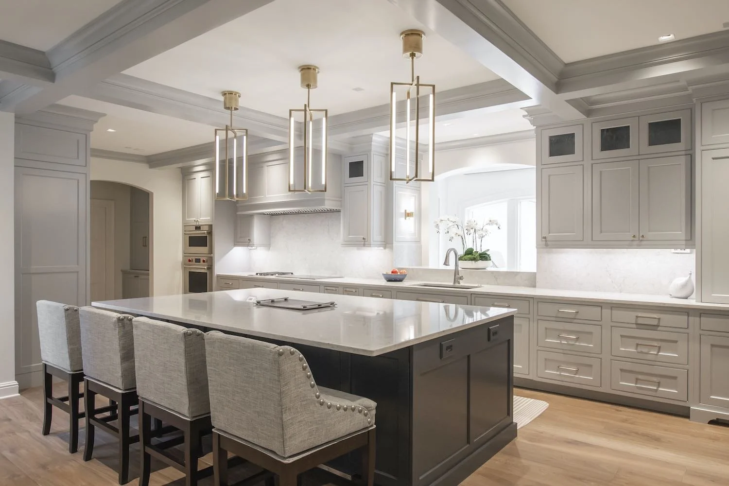 Traditional Or Transitional Luxury Kitchen Remodel in Nashville, TN by Hermitage Kitchen Gallery project photo