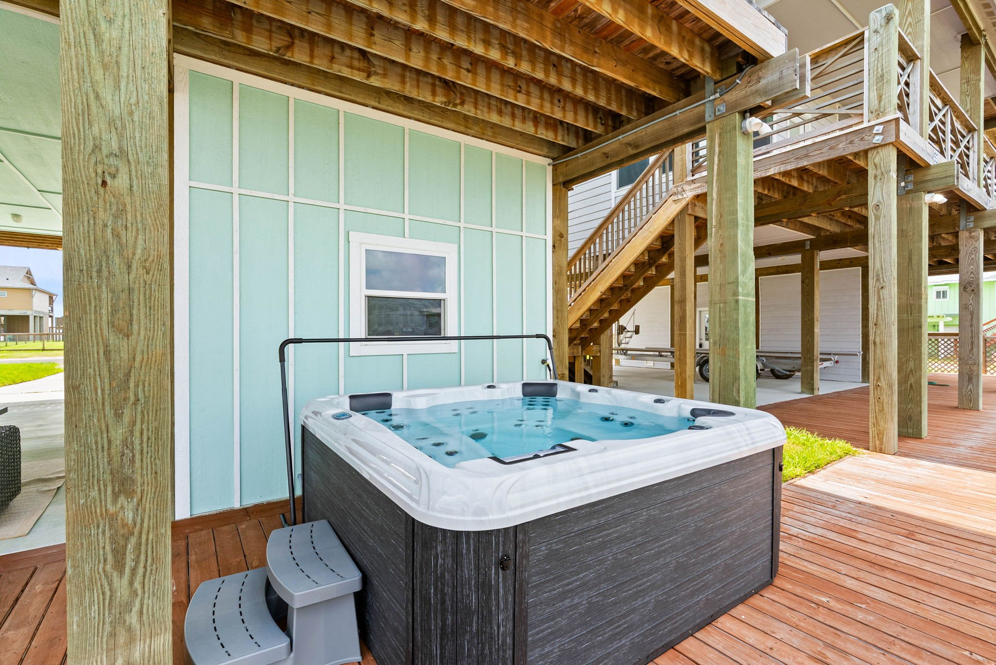 LowerPatio003_Belaire-Breeze_Rockport-Holiday-Beach_021.jpg
