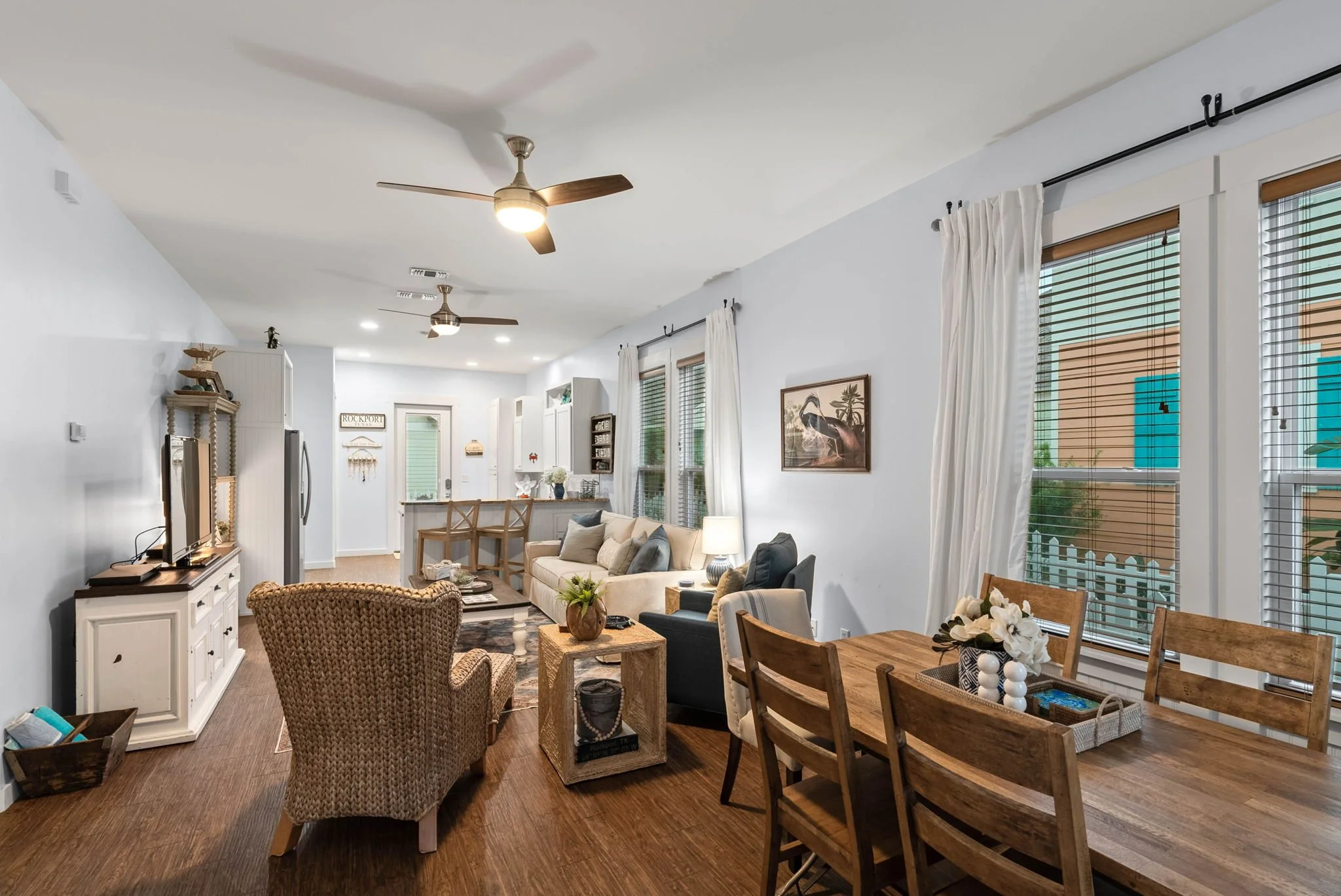 Bright and airy living and dining space in Marina Del Rey vacation home in Rockport Texas