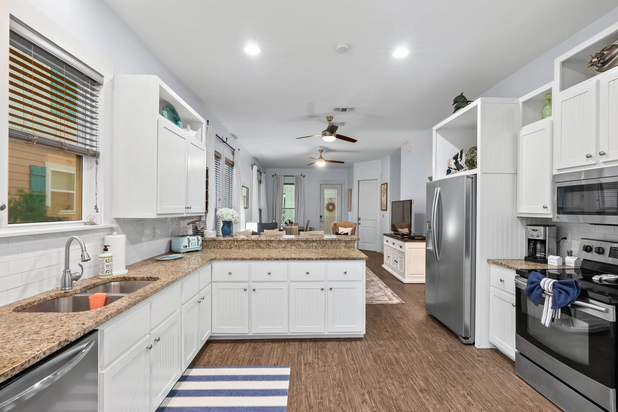 Fully stocked kitchen at Marina Del Rey vacation rental in Rockport Texas with modern appliances