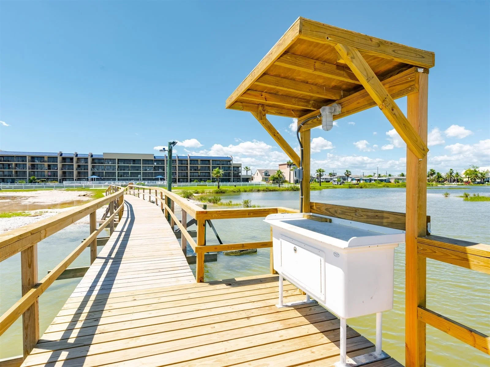 1,000-foot lighted fishing pier at Laguna Reef resort in Rockport, Texas