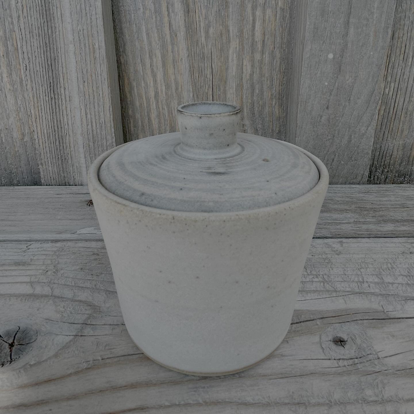 Thank you to @stefaniemakes for her purchase of a lidded jar for her doggy biscuits 🤣lots more lidded jars for sale&hellip;&hellip;day two of the BVA Open Studios and art trail. #Pottery #ceramics #studiopottery #studioceramics #handmade #tableware 