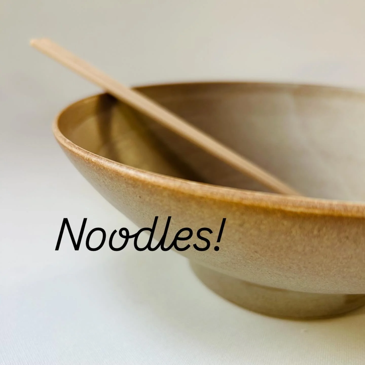 A simple stoneware bowl for noodles or whatever takes your fancy 😆 #bowlsforfood #ceramics #pottery #wheelthrown #handmade