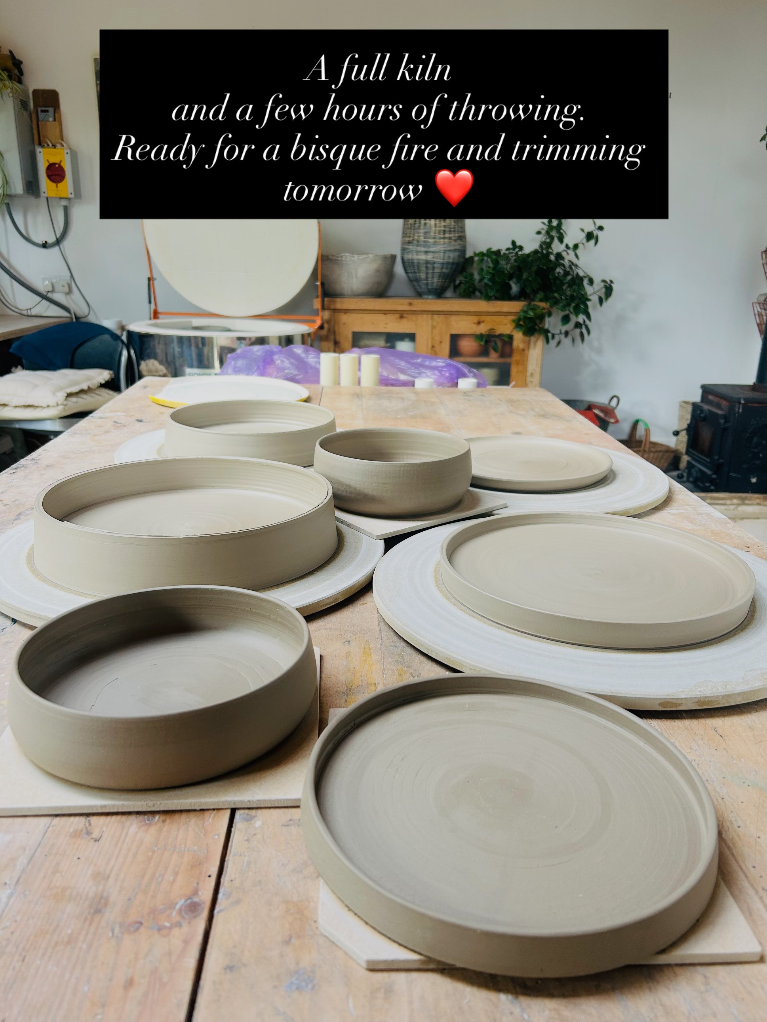 It is very satisfying when the bucket of doom remains empty, twice as satisfying when you try some different and larger shapes!! Just need to decide how to treat the insides 🤔#pottery #ceramics #tableware #handmade #wheelthrownceramics