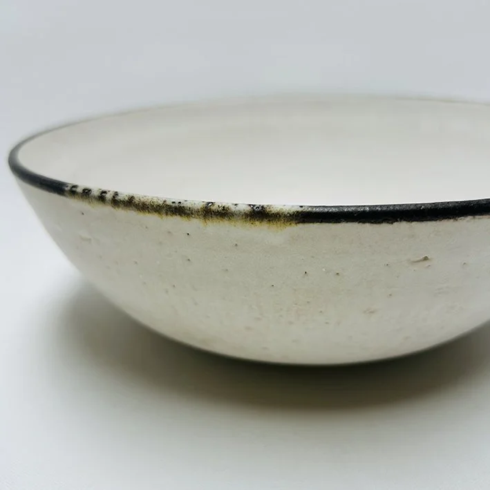 whitebowlwithblackrim.jpg