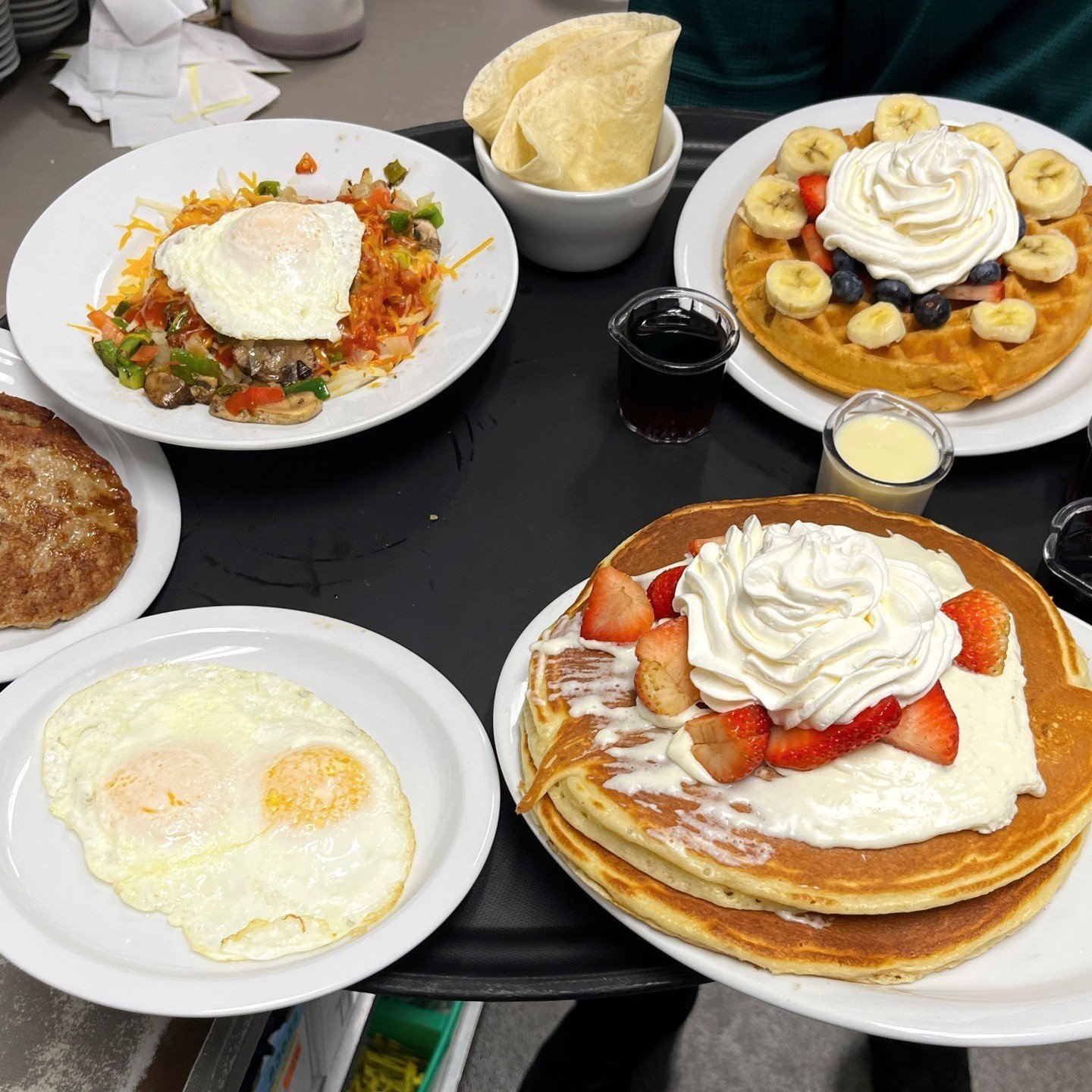 🥞🍳It's a good day for all of your cravings! #wecks #wecksnm