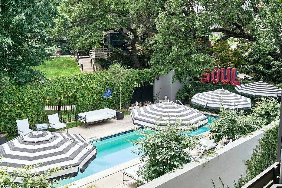In case you&rsquo;re looking for a cute little place for a staycation, @hotelsaintcecilia is the perfect retreat for a long weekend 🍹⛱️

The hotel was originally built in 1888 as the Miller-Crockett house and is among the five remaining Victorian ho