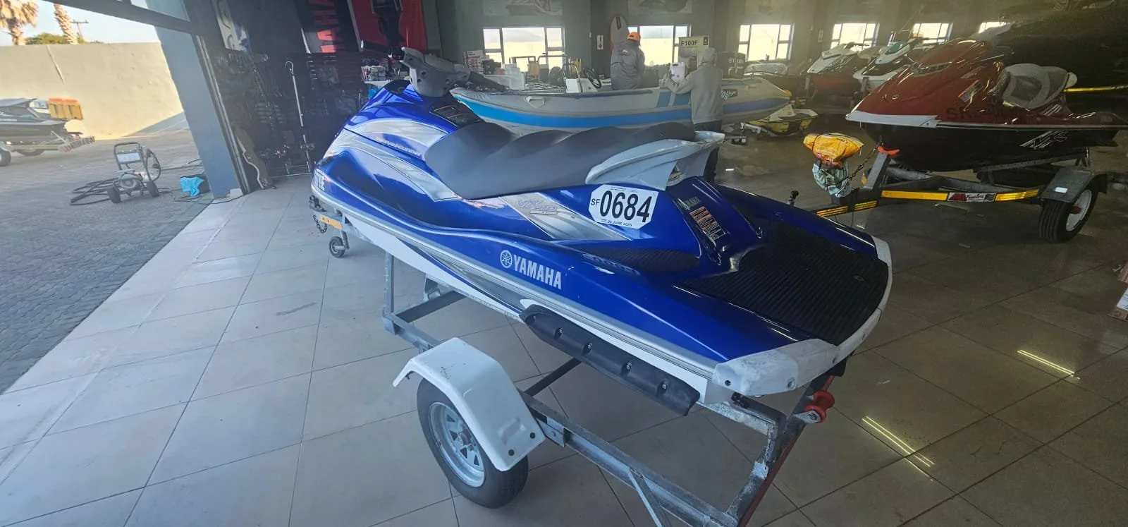 Yamaha VX1100 2005 4.jpg