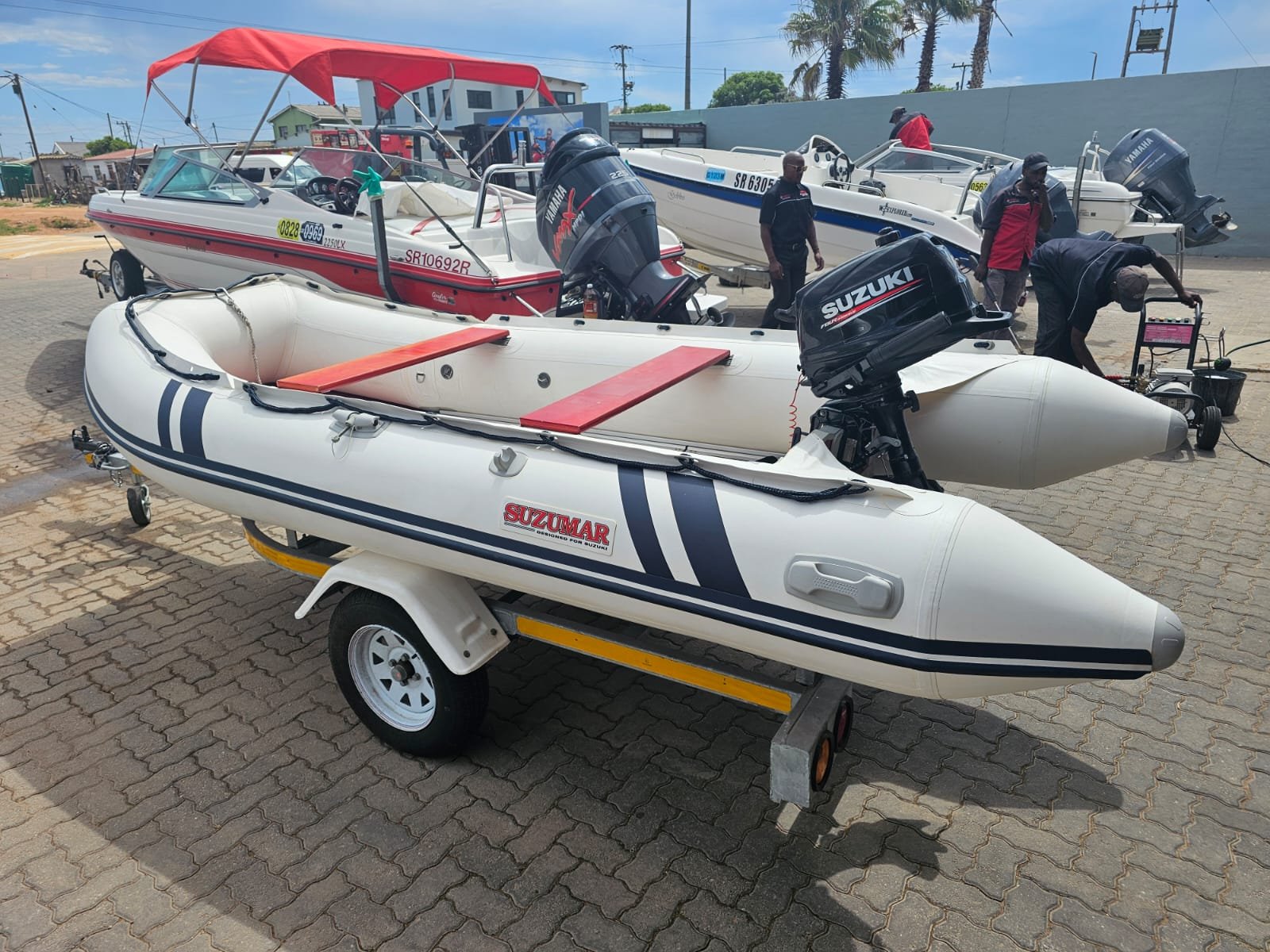 Suzumar rubber duck with a Suzuki 6hp 1.jpg