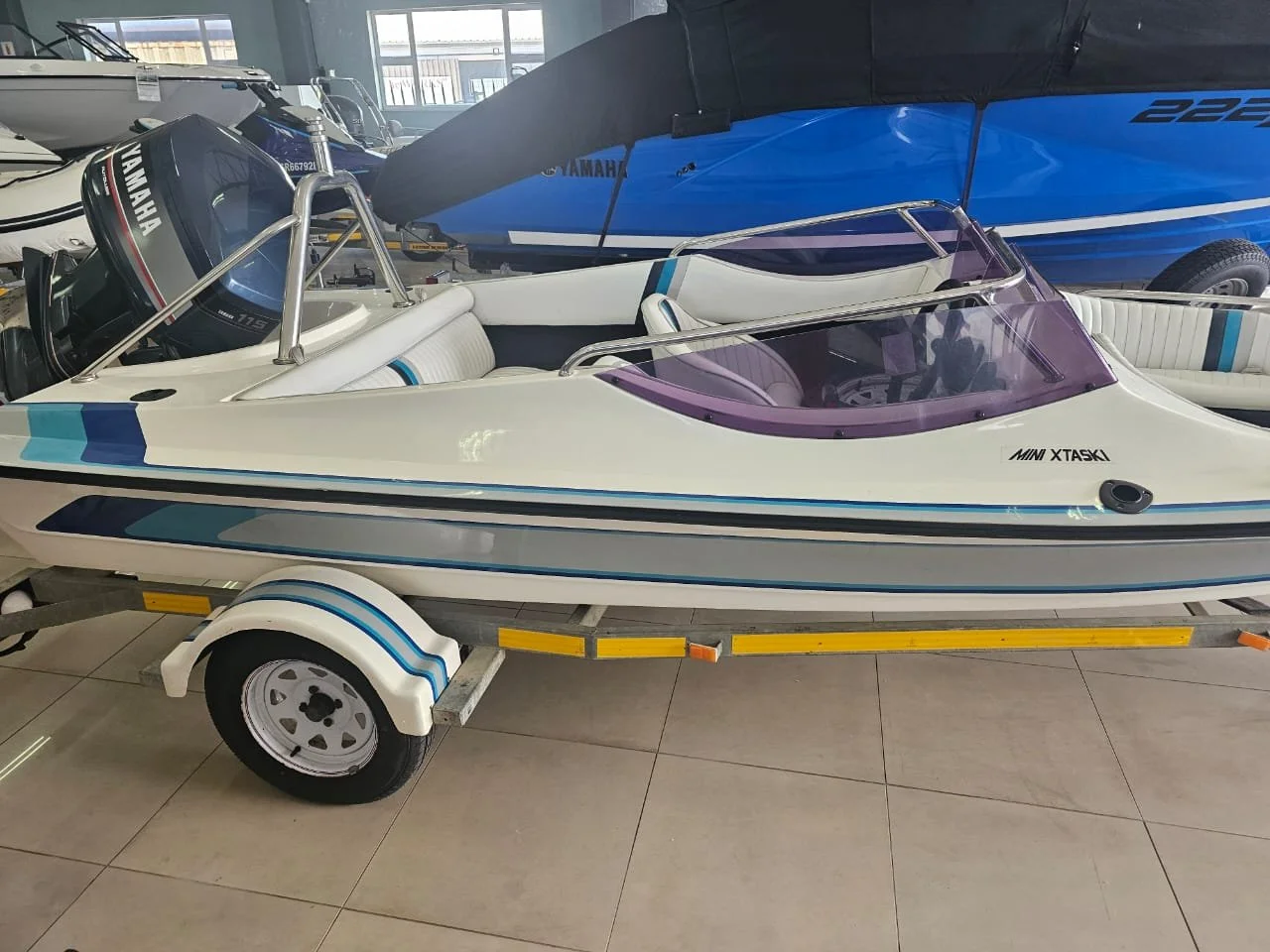 Glastron 16ft Xtaski 2.jpg
