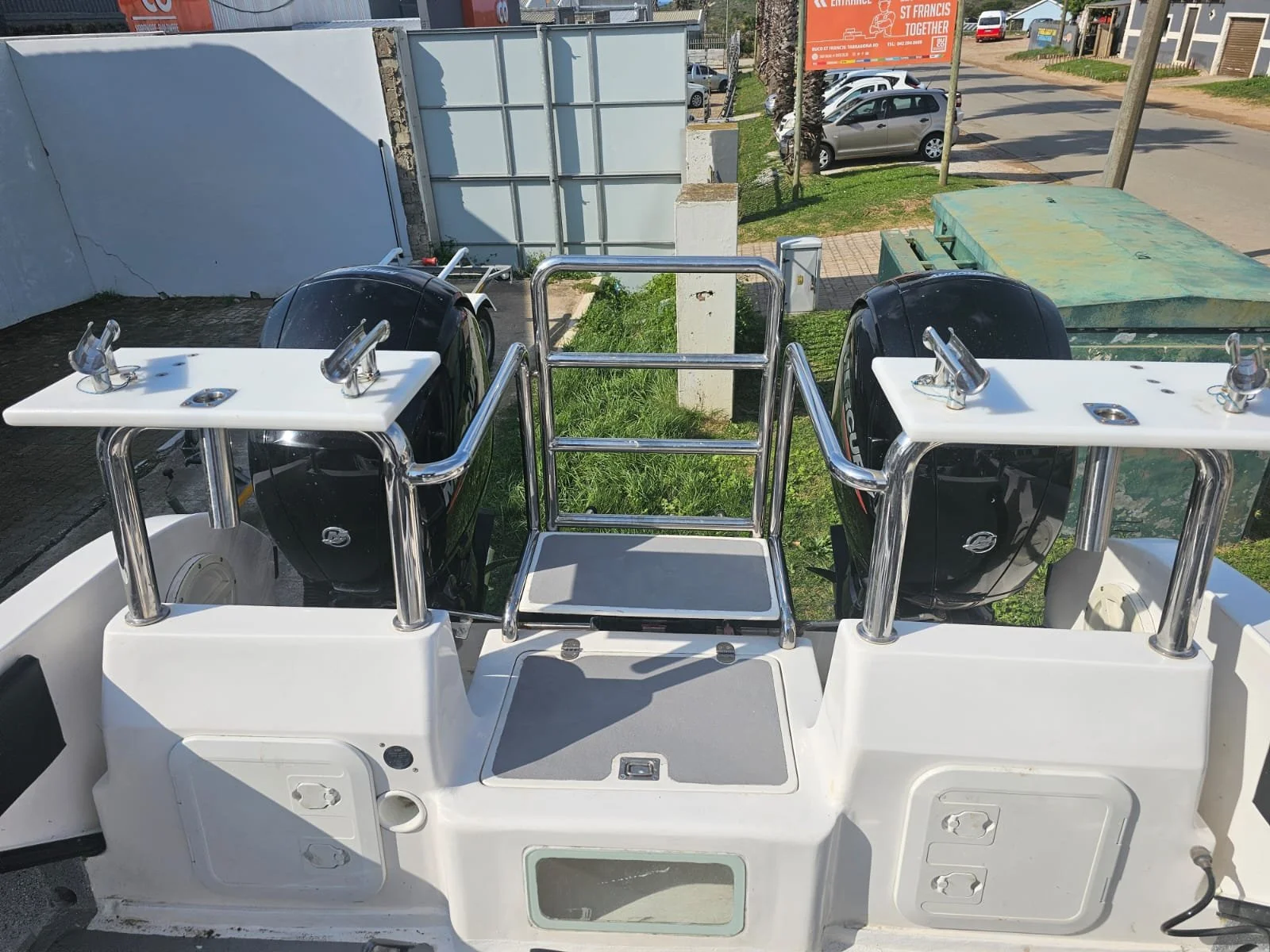 Carry Cat 760 with 2x Mercury 150hp 7.jpg