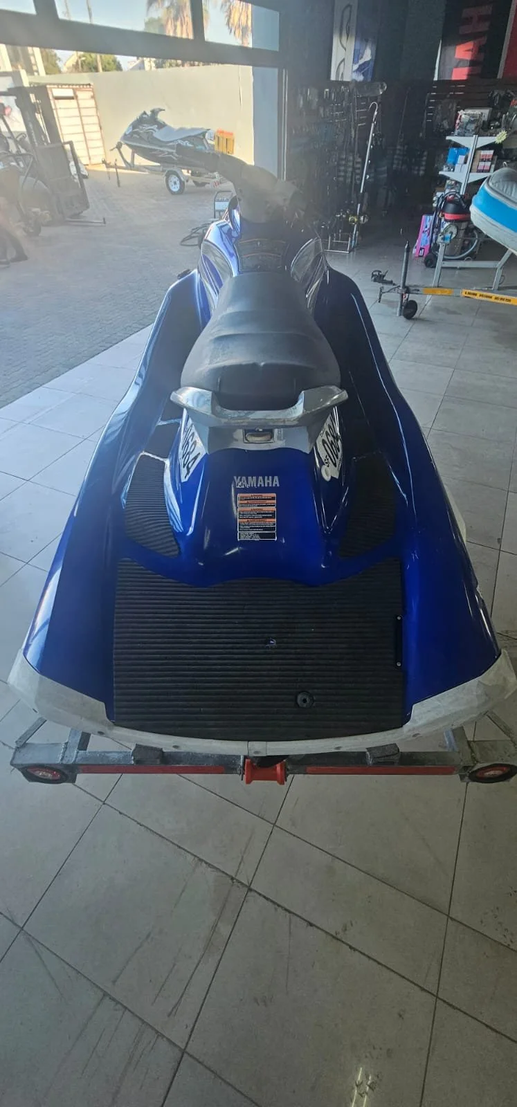 Yamaha VX1100 2005 3.jpg