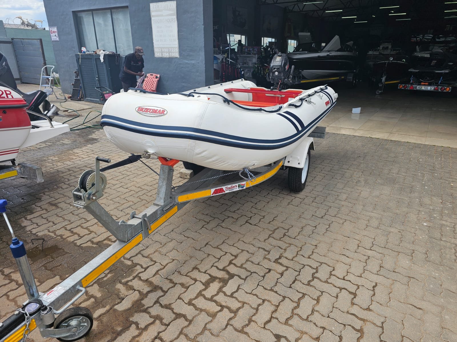 Suzumar rubber duck with a Suzuki 6hp 4.jpg