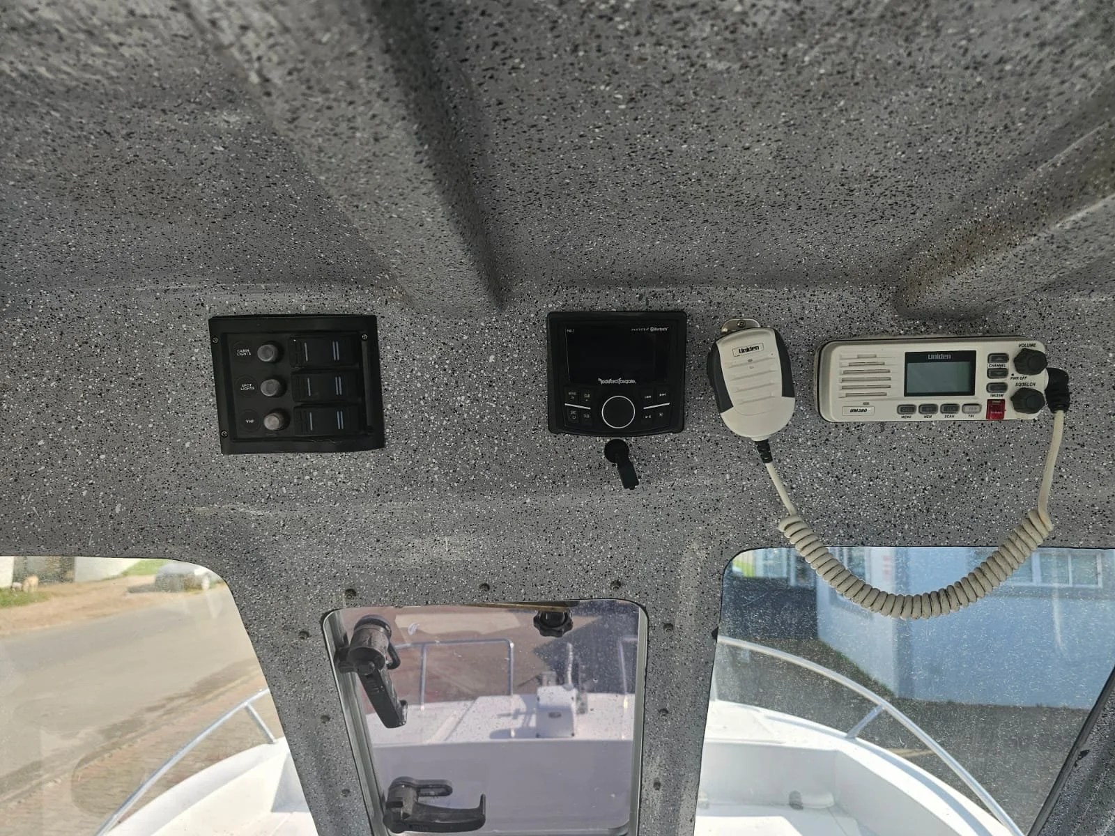 Carry Cat 760 with 2x Mercury 150hp 6.jpg