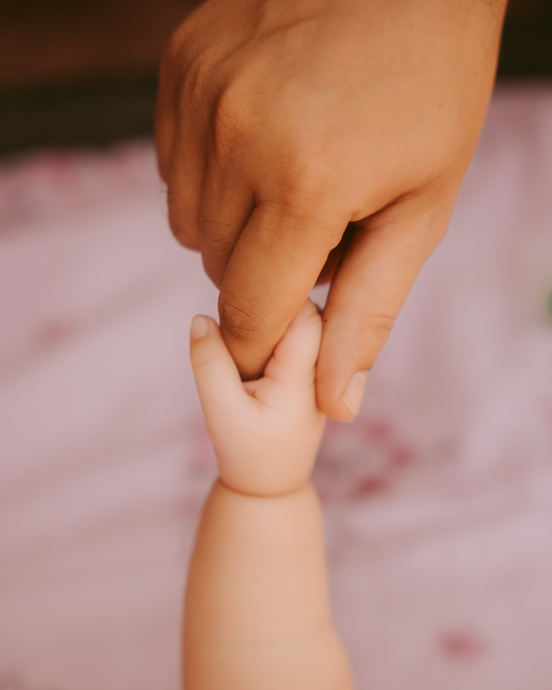 Encontrando Esperanza a Través de la Adopción - Finding Hope Through Adoption