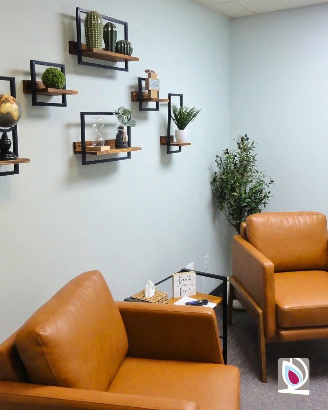 You don&rsquo;t have to do this alone 🤍

Our Earn While You Learn (EWYL) program connects you with a dedicated client advocate who is here to listen, answer questions, and support you every step of the way. Learn helpful topics, set goals, and earn 