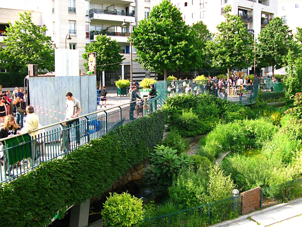 Urban green space, Paris, France