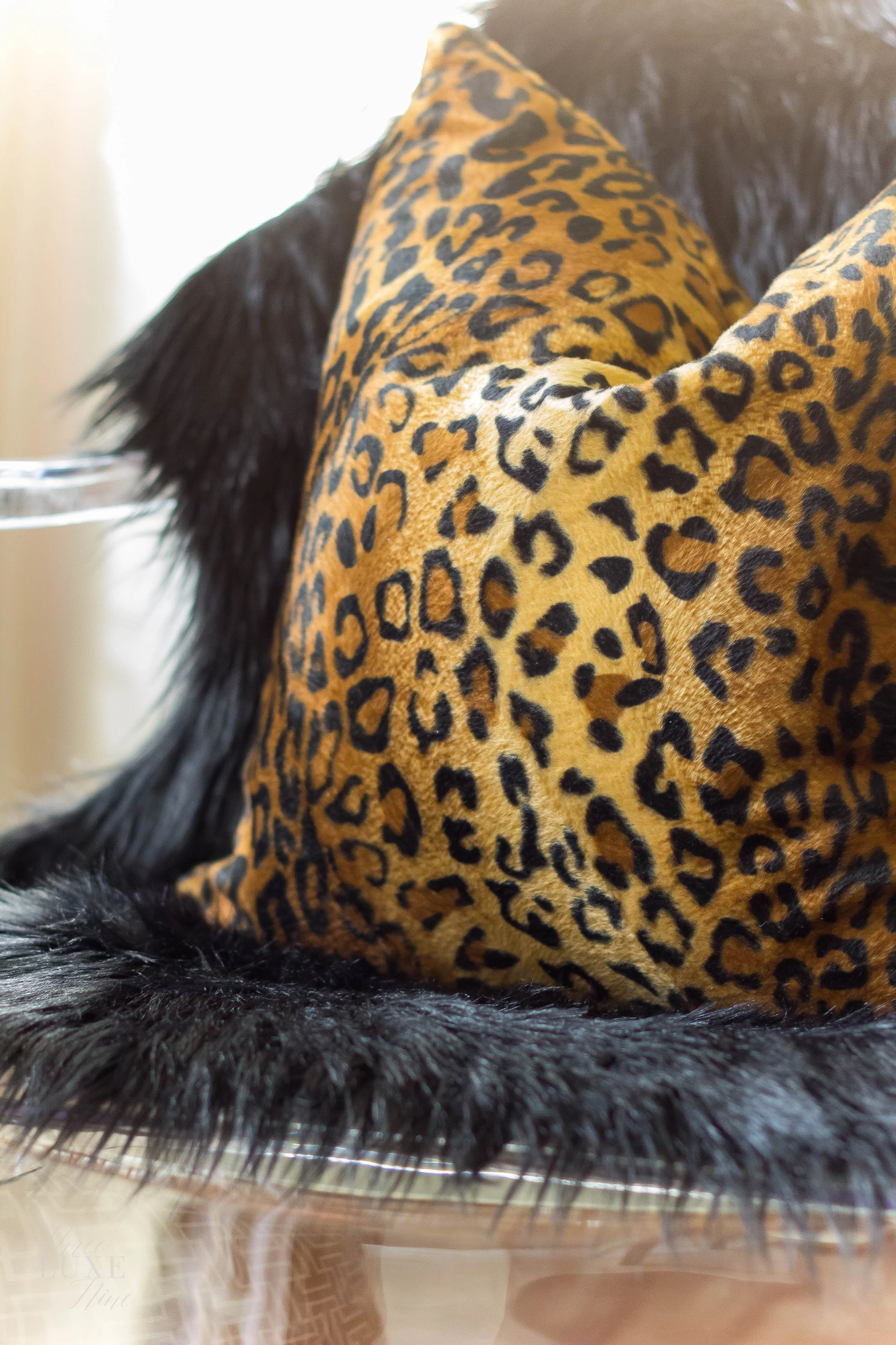 ThreeLuxeNineInteriorsBethesdaInteriorDesignerLeopardPrintPillow.jpg