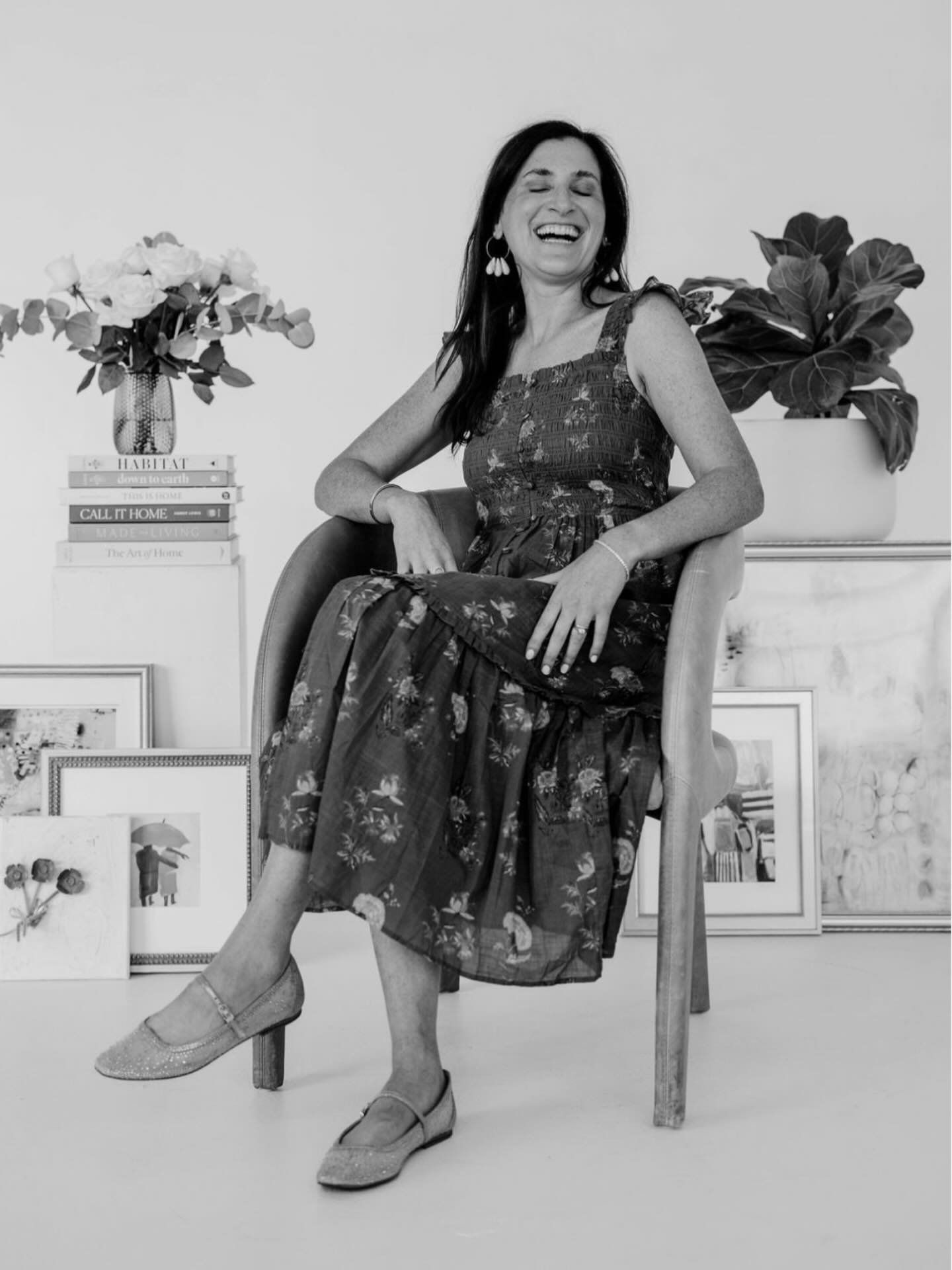 My word for 2026 is Community. 💗 Because I&rsquo;ve learned that real transformation doesn&rsquo;t happen alone. 

That&rsquo;s why the 21 Day Home Glow Up Challenge is more than a reset for your space &mdash; it&rsquo;s a shared experience. The com