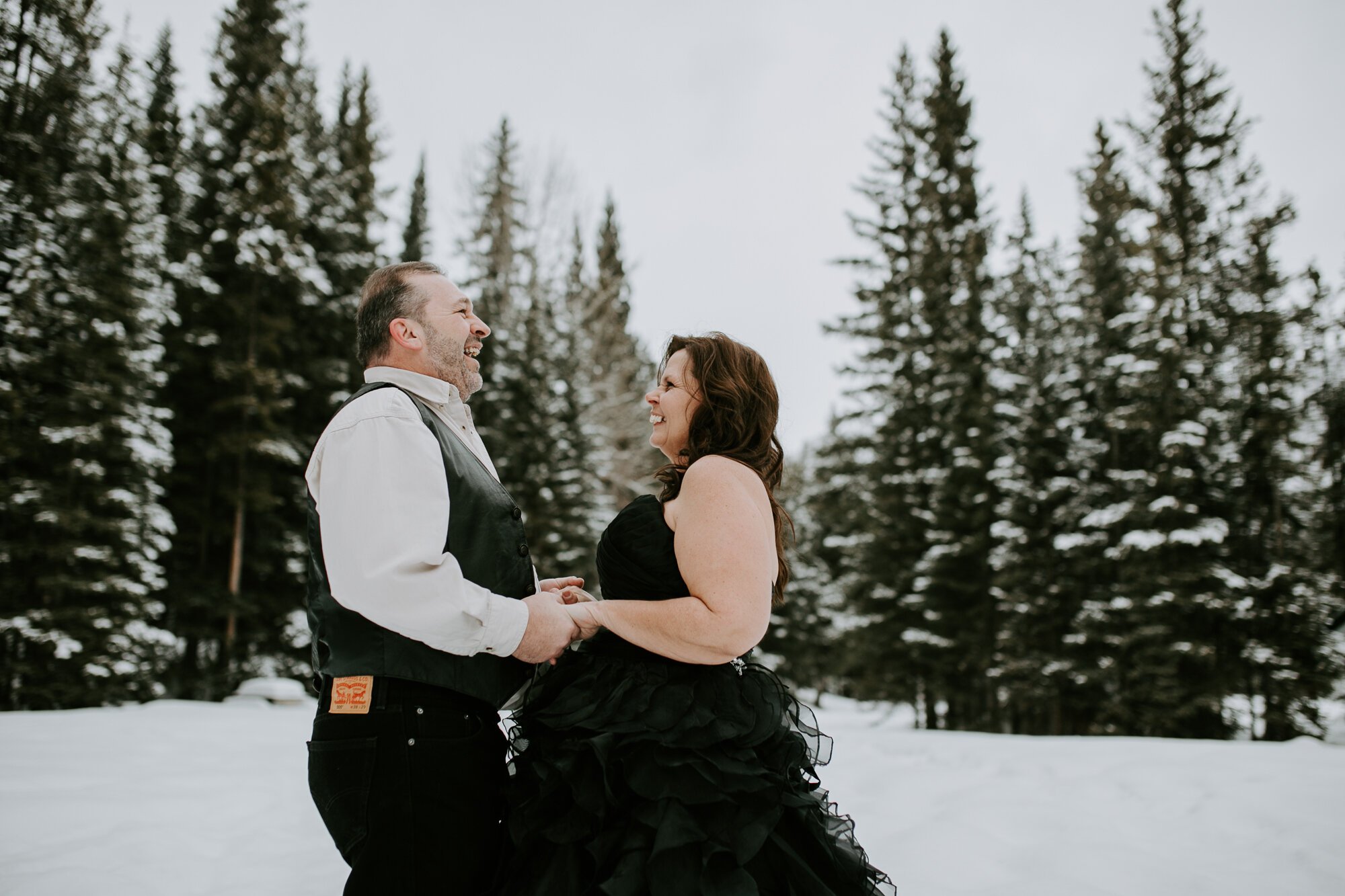  To celebrate 20 years together, these two decided to drive from Virginia to exchange vows continuing in the Rocky Mountains. This moment is one of my favourites from their day - nothing beats those smiles.  