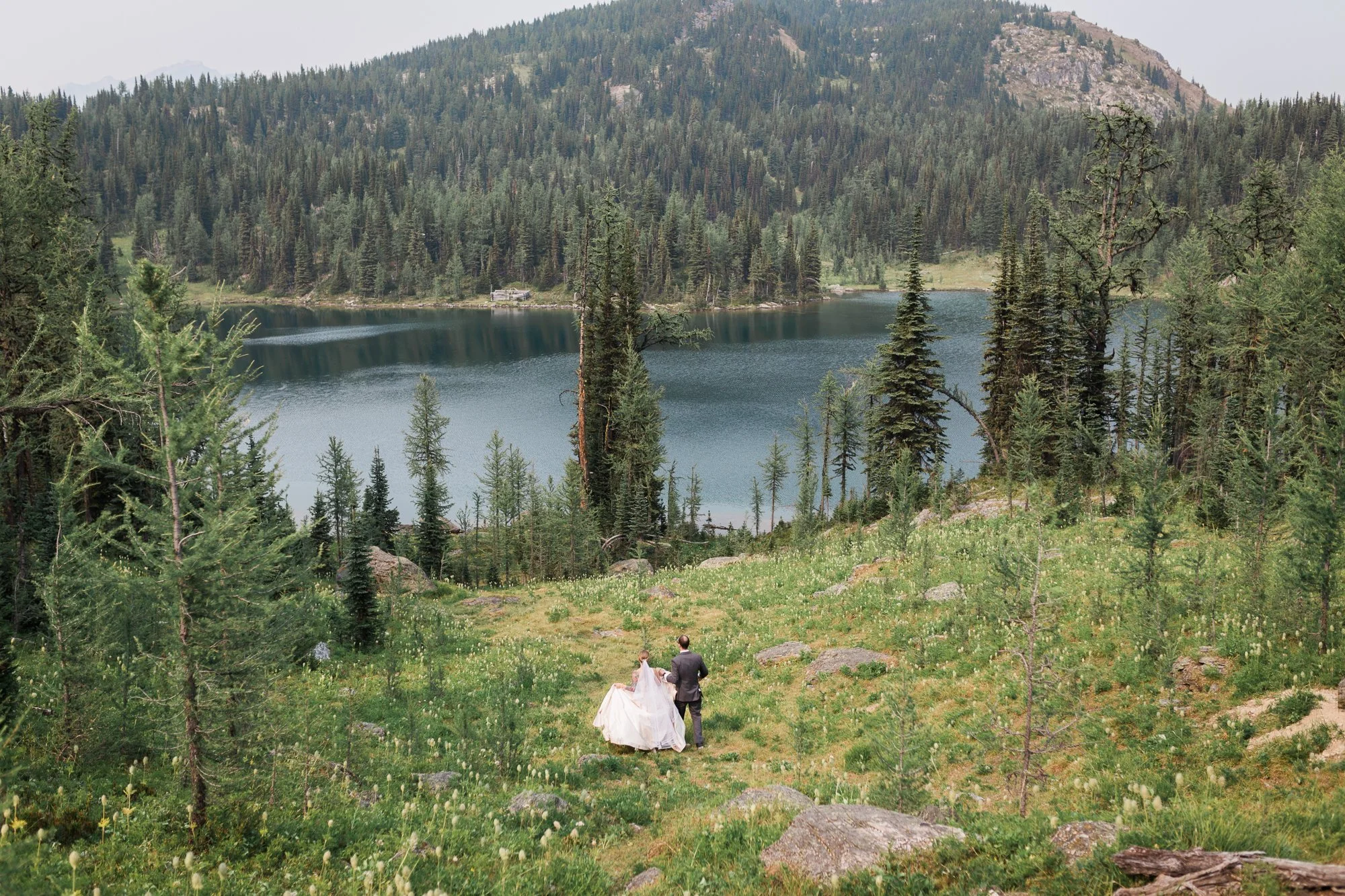 Deanna-Rachel-Photography-Canmore-Heli-Wedding-50.jpg