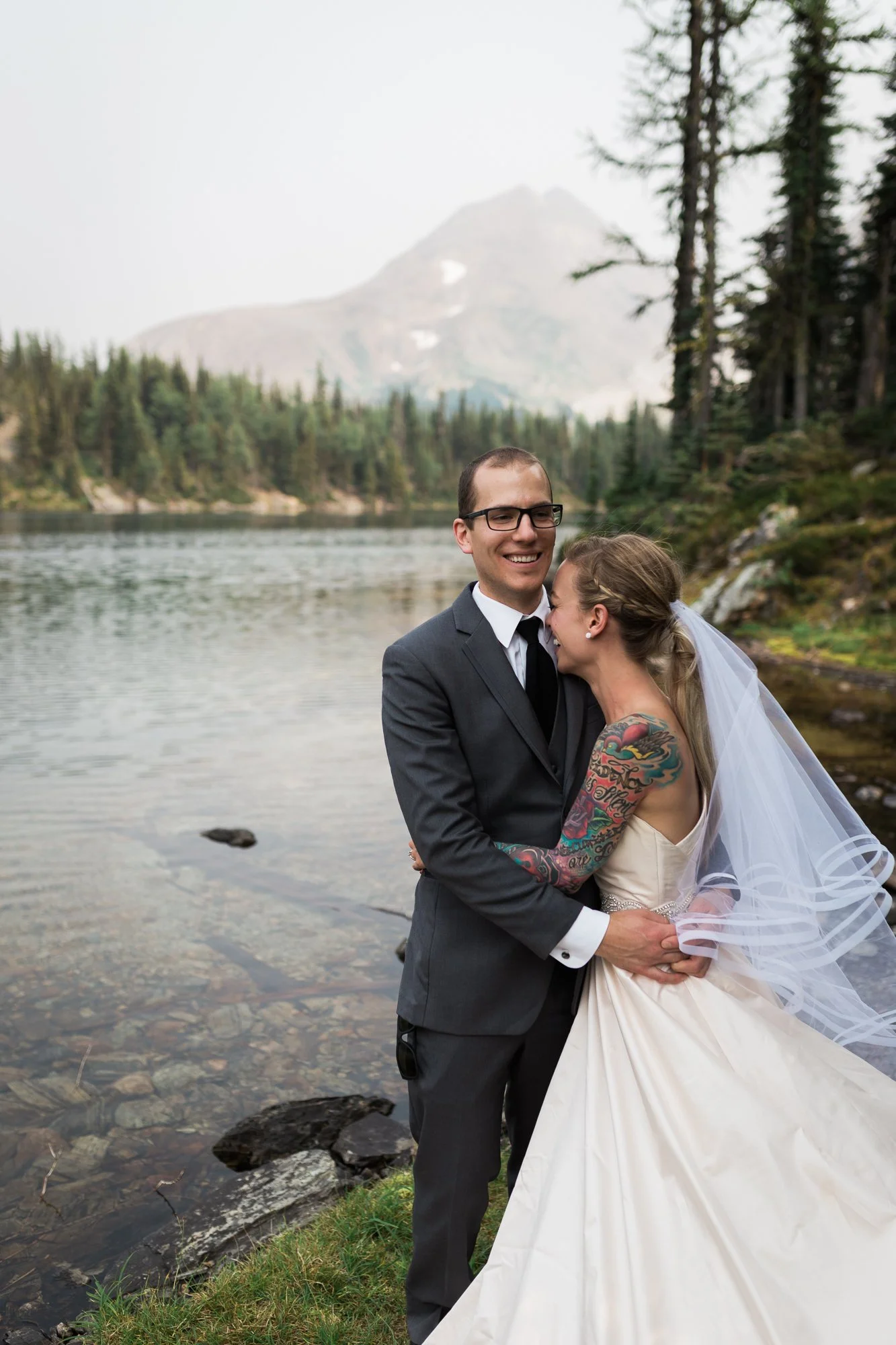 Deanna-Rachel-Photography-Canmore-Heli-Wedding-1-4.jpg