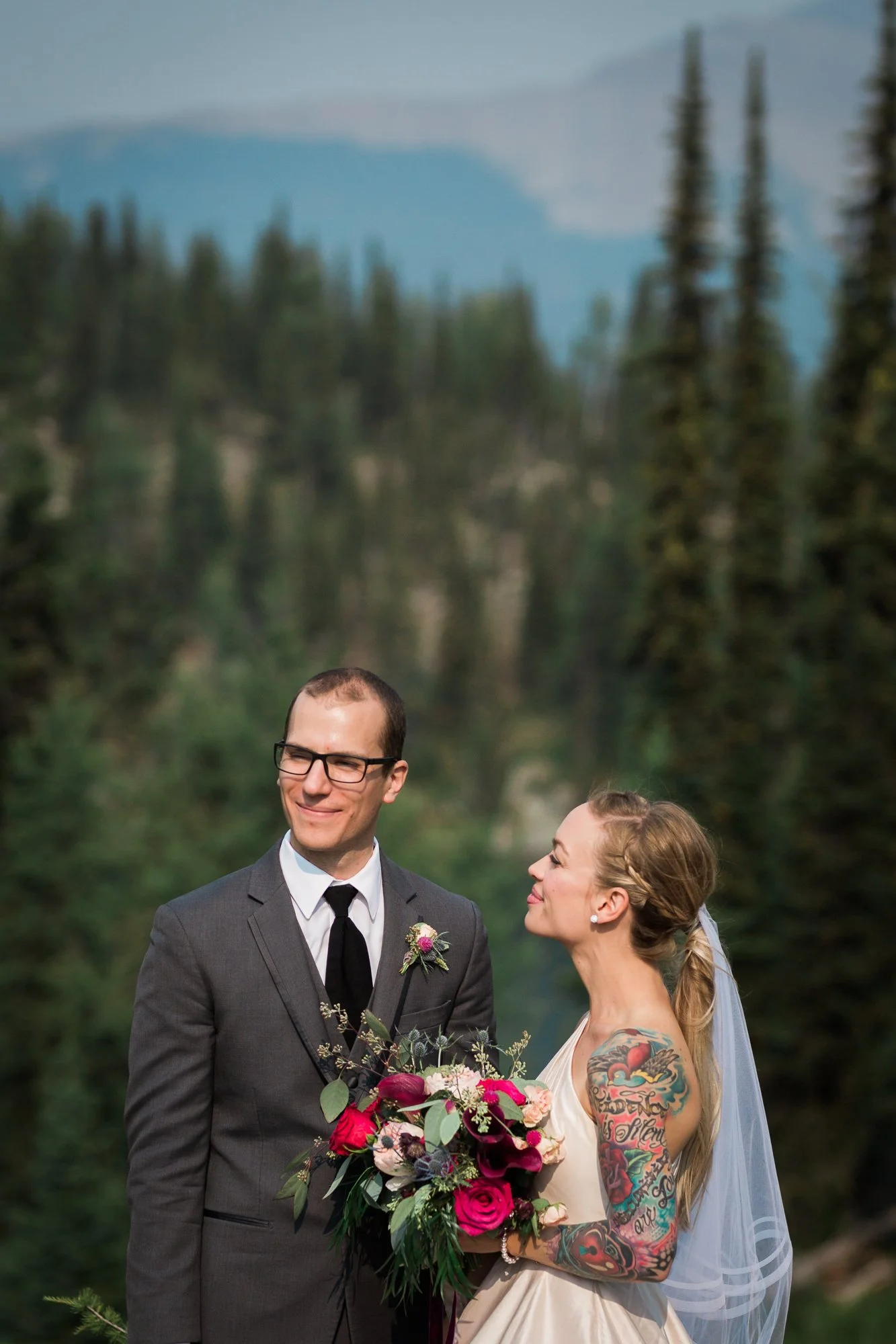 Deanna-Rachel-Photography-Canmore-Heli-Wedding-64.jpg