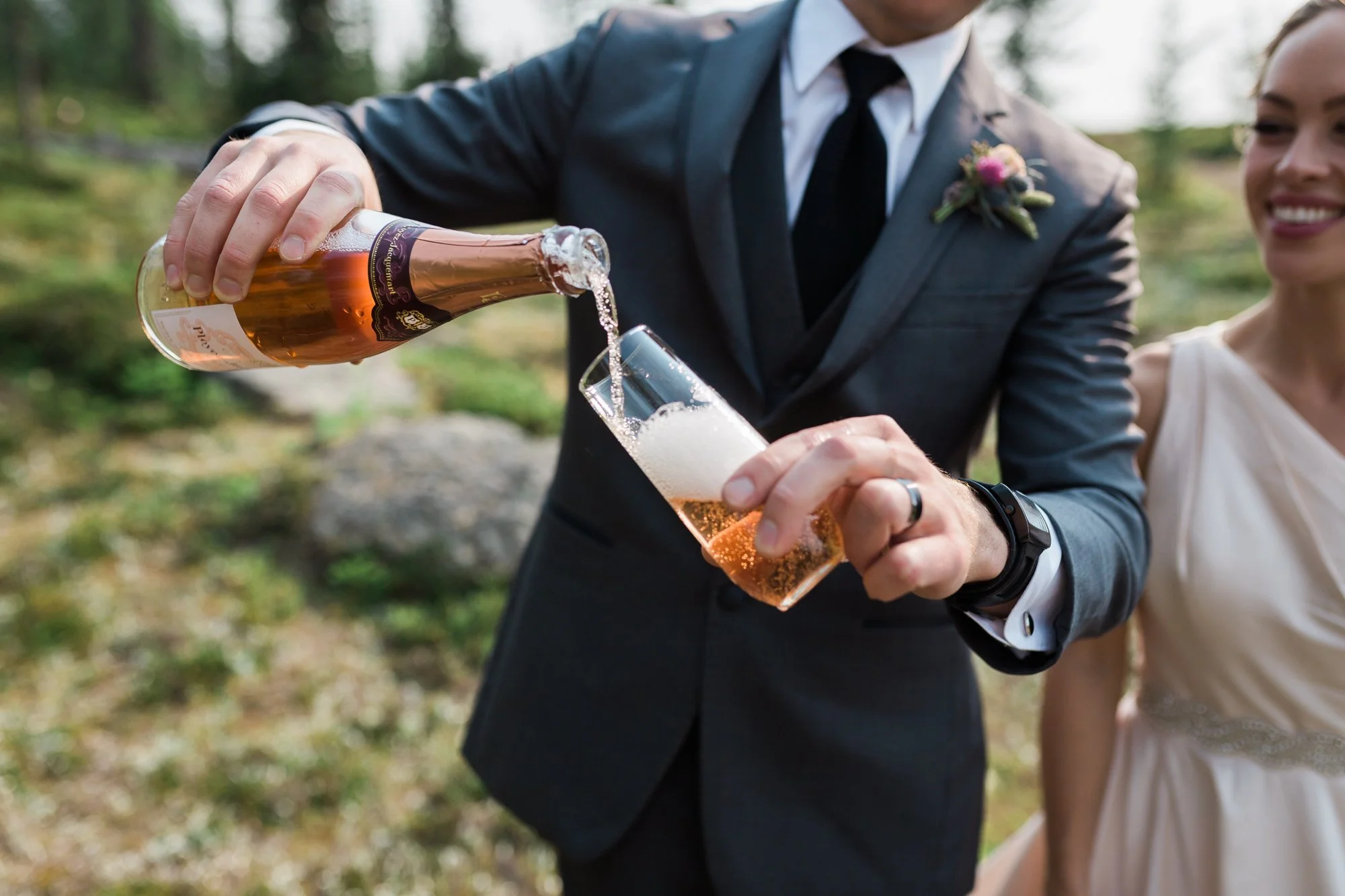 Deanna-Rachel-Photography-Canmore-Heli-Wedding-76.jpg