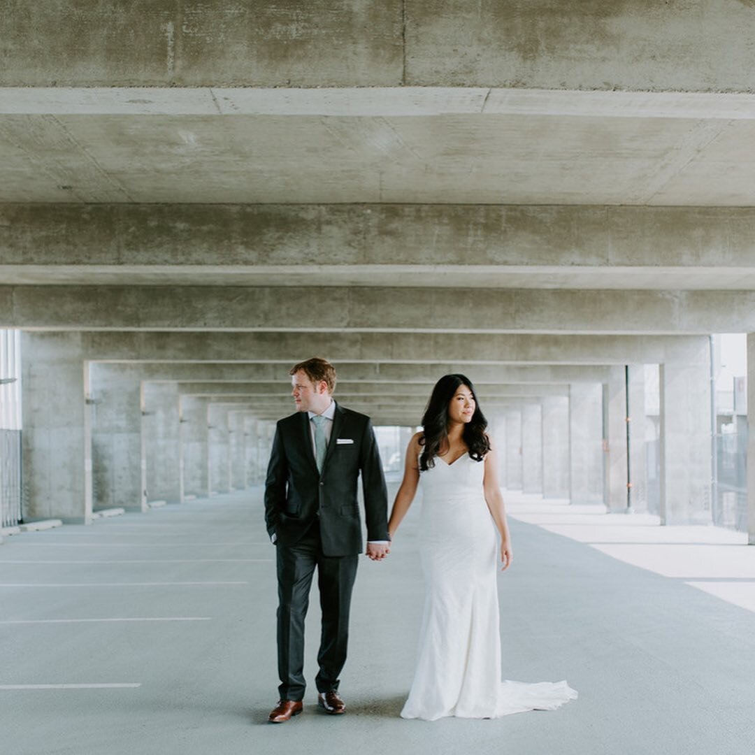 I had been eyeing up @charbar_yyc since it opened and was counting down the days until I got the opportunity to shoot a wedding there, so I was absolutely PUMPED when Ginny + Jack told me this was the venue they had chosen. I absolutely love the indu